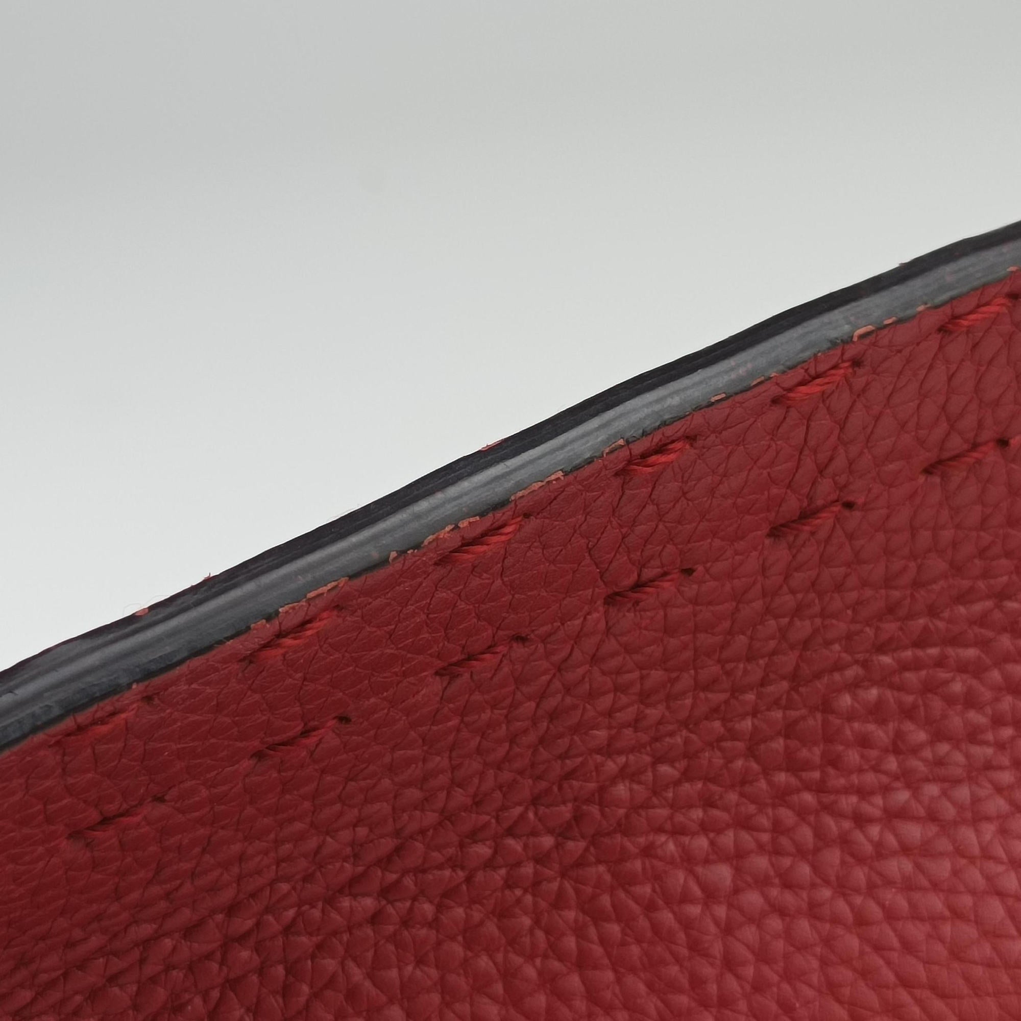 Pre-owned Gucci GG Marmont Red Leather 421890 shoulderbag | stylenewstar