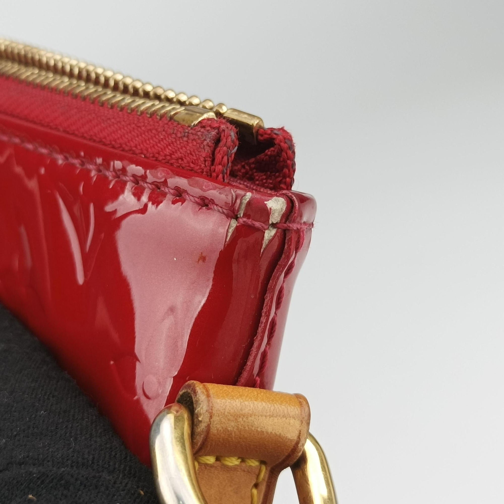 Pre-owned Louis Vuitton Bellevue GM Pomme d'Amour Vernis M93587 handbag | stylenewstar