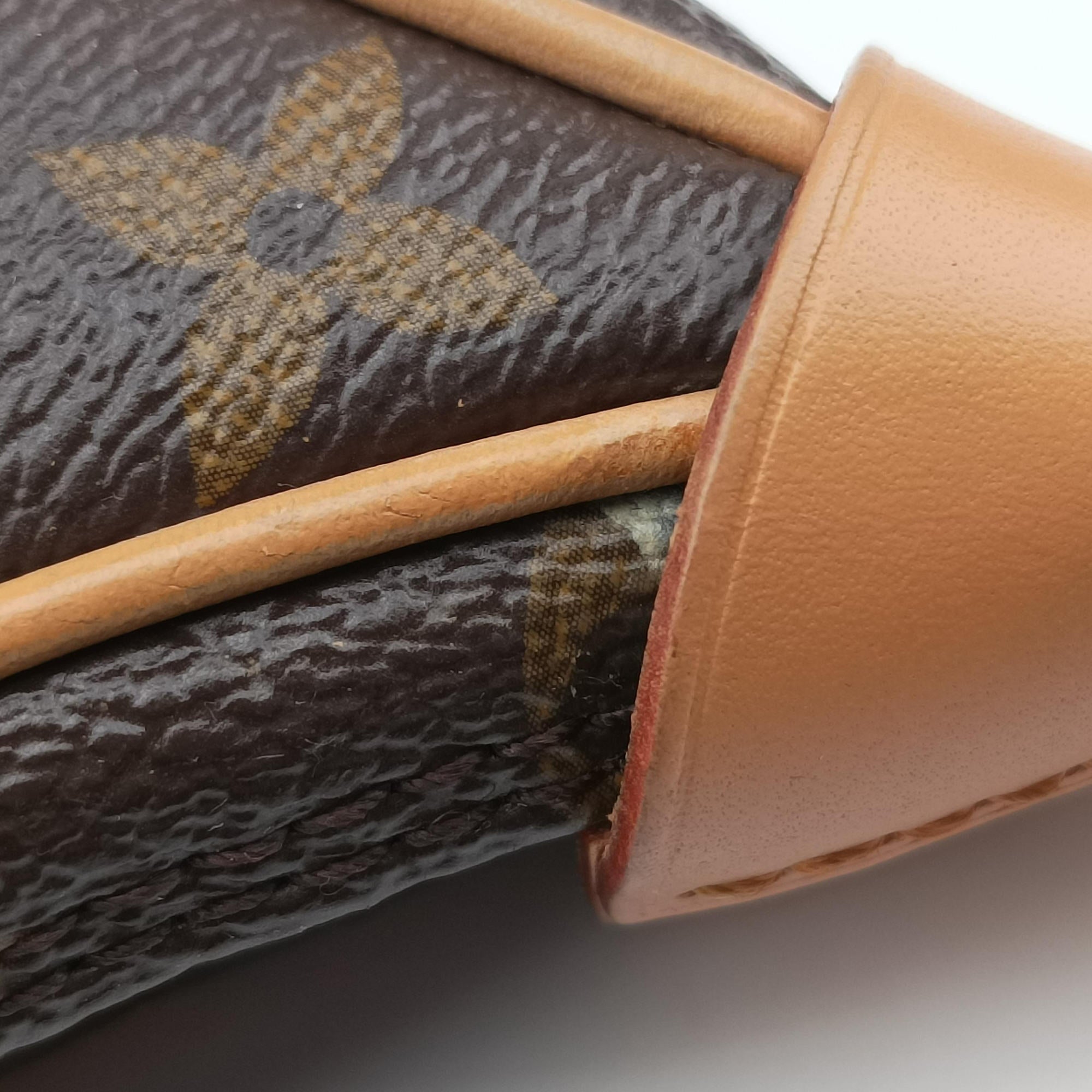 Pre-owned Louis Vuitton LOOP Brown×Beige Monogram Canvas M81098 shoulderbag | stylenewstar