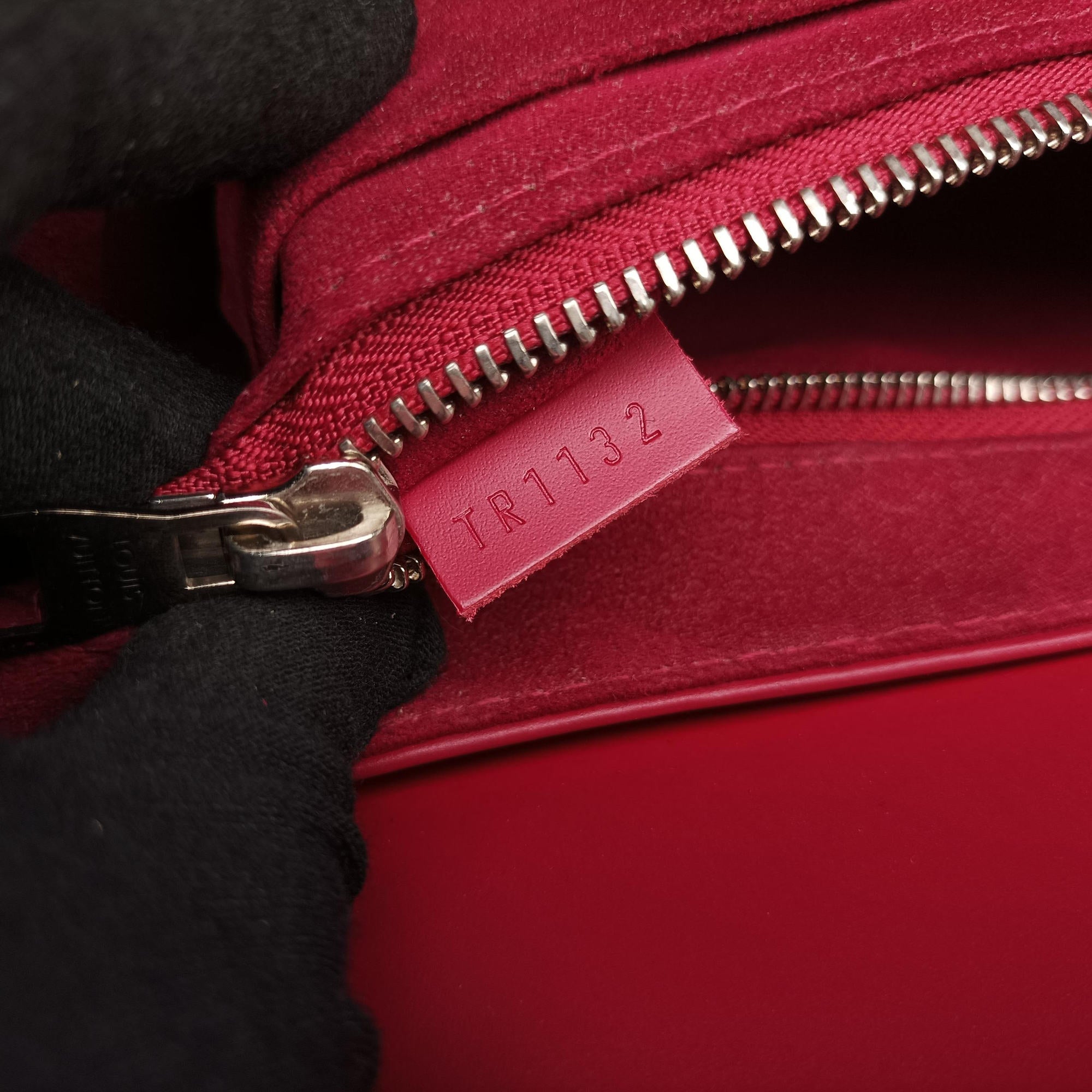 Pre-owned Louis Vuitton EDEN PM FUCHSIA Epi M40652 shoulderbag | stylenewstar