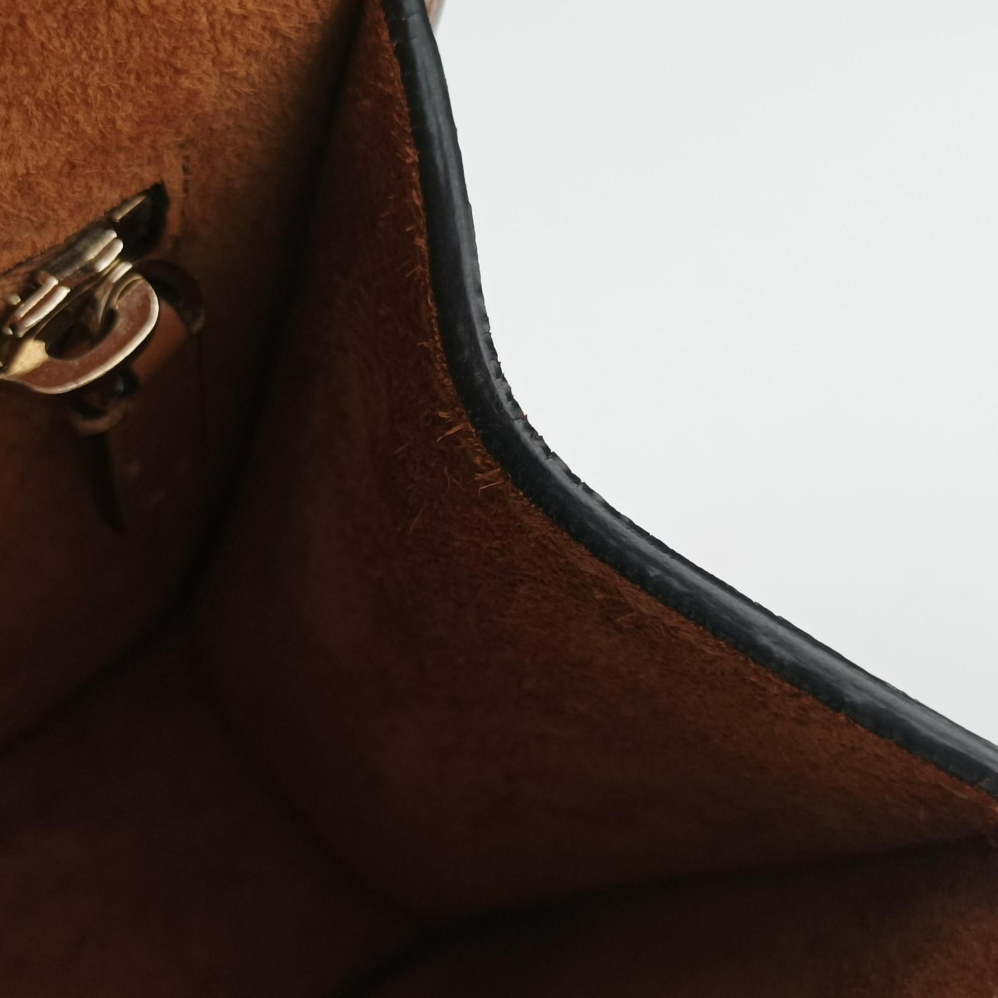 Vintage Valentino Rockstud Glam Lock Orange Leather  shoulderbag | stylenewstar