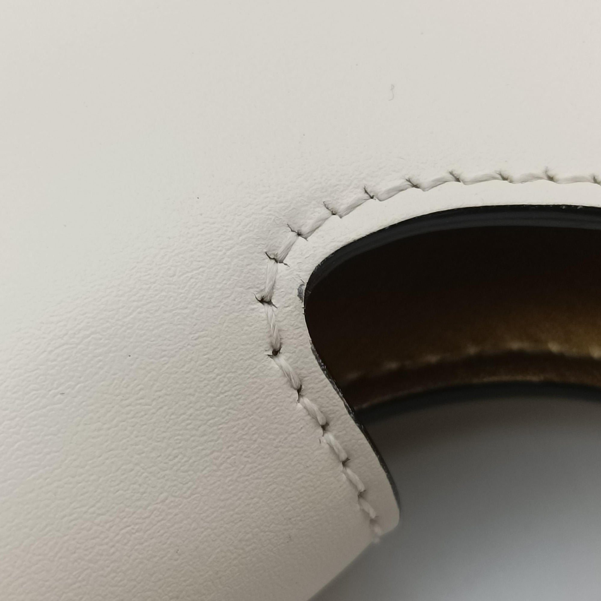 Pre-owned Fendi Cookie Mini White Leather 8BS065 handbag | stylenewstar