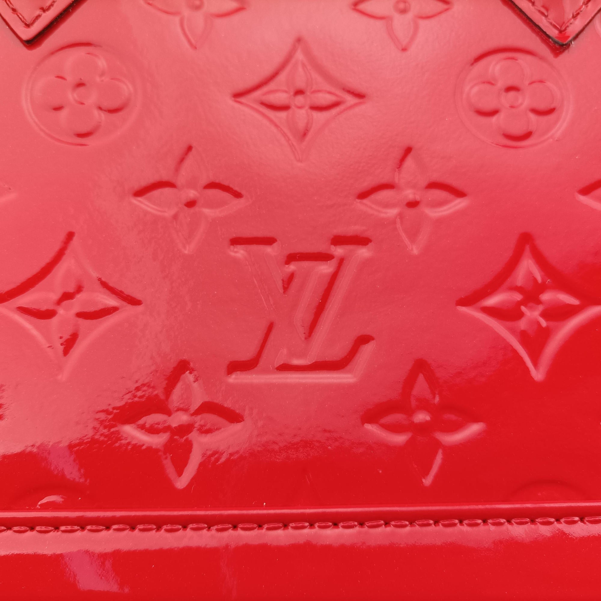 Vintage Louis Vuitton Alma BB CERISE Vernis M90174 shoulderbag | stylenewstar