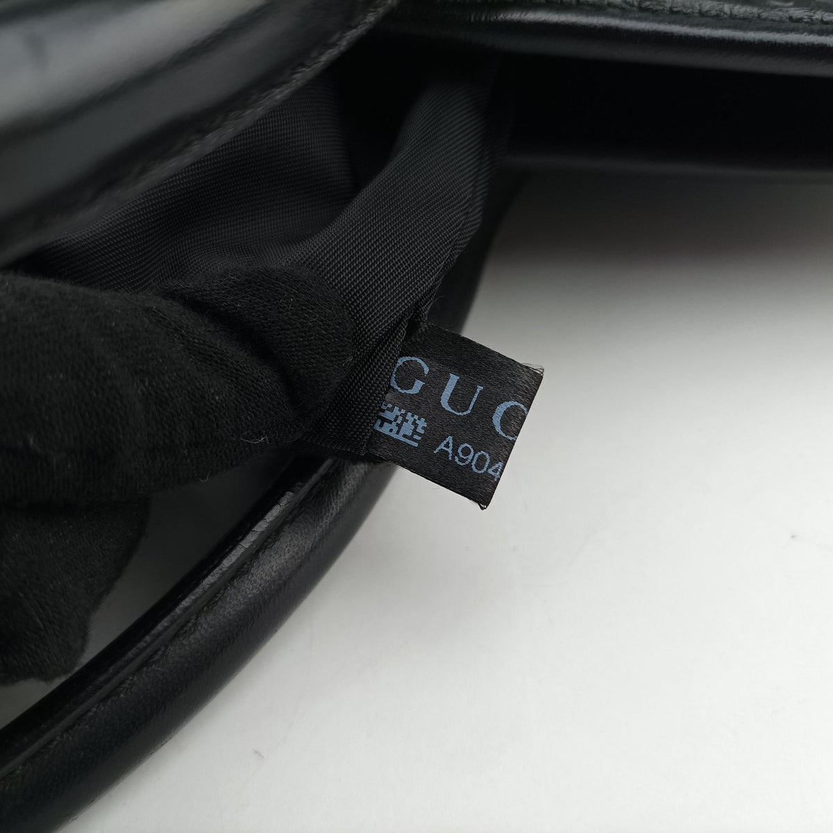 Secondhand Gucci Guccissima Black Leather 246410 handbag | stylenewstar