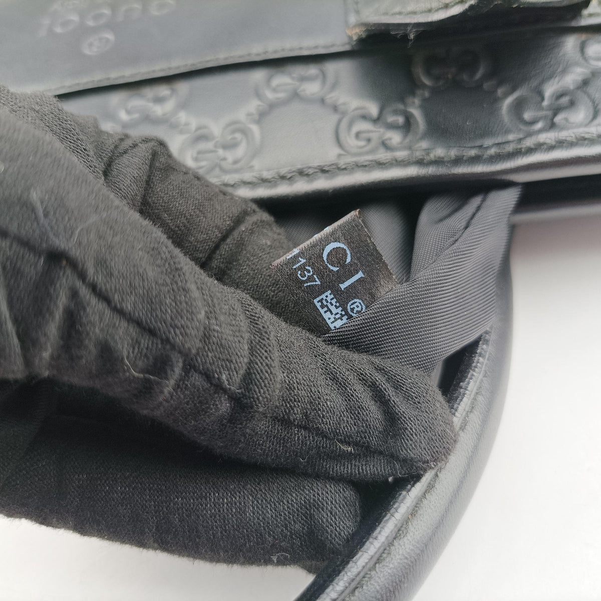 Secondhand Gucci Guccissima Black Leather 246410 handbag | stylenewstar