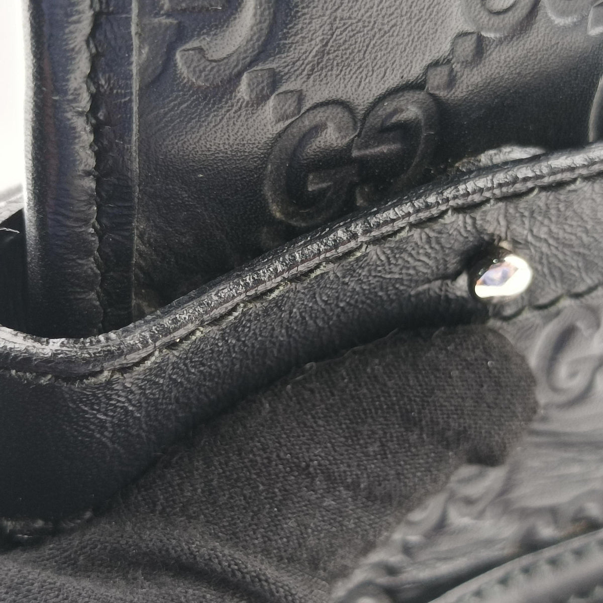 Secondhand Gucci Guccissima Black Leather 246410 handbag | stylenewstar