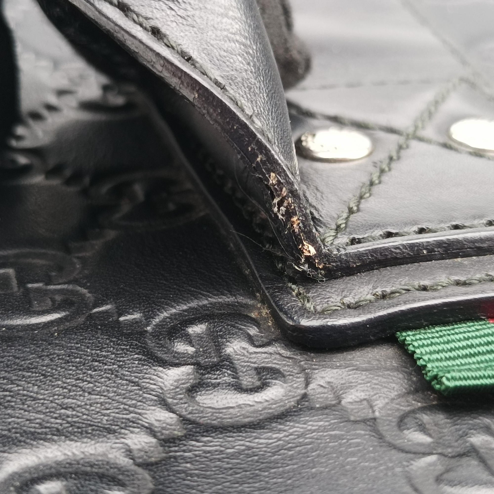 Secondhand Gucci Guccissima Black Leather 246410 handbag | stylenewstar