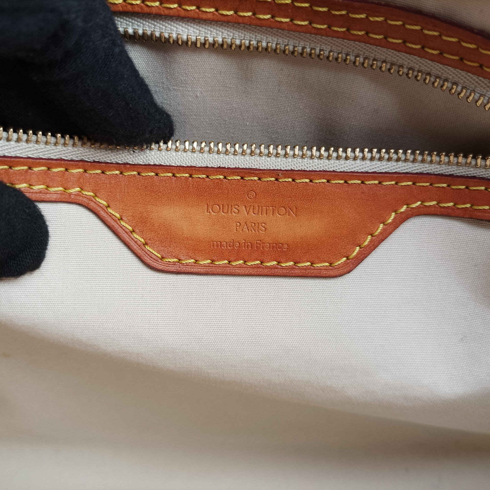 Secondhand Louis Vuitton Brea MM Dunne Vernis M90180 shoulderbag | stylenewstar