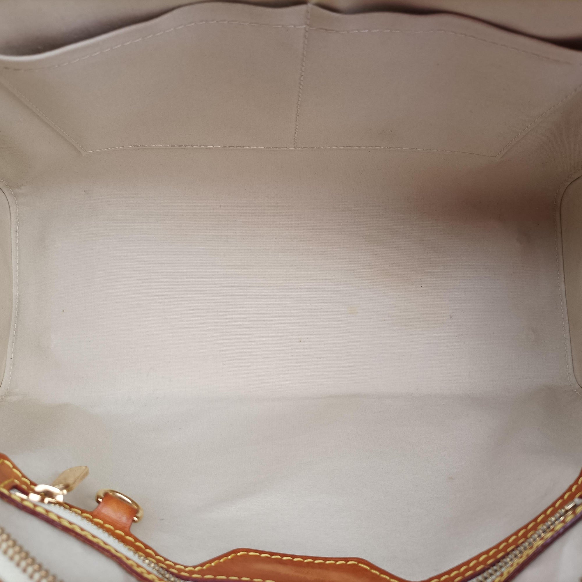Secondhand Louis Vuitton Brea MM Dunne Vernis M90180 shoulderbag | stylenewstar