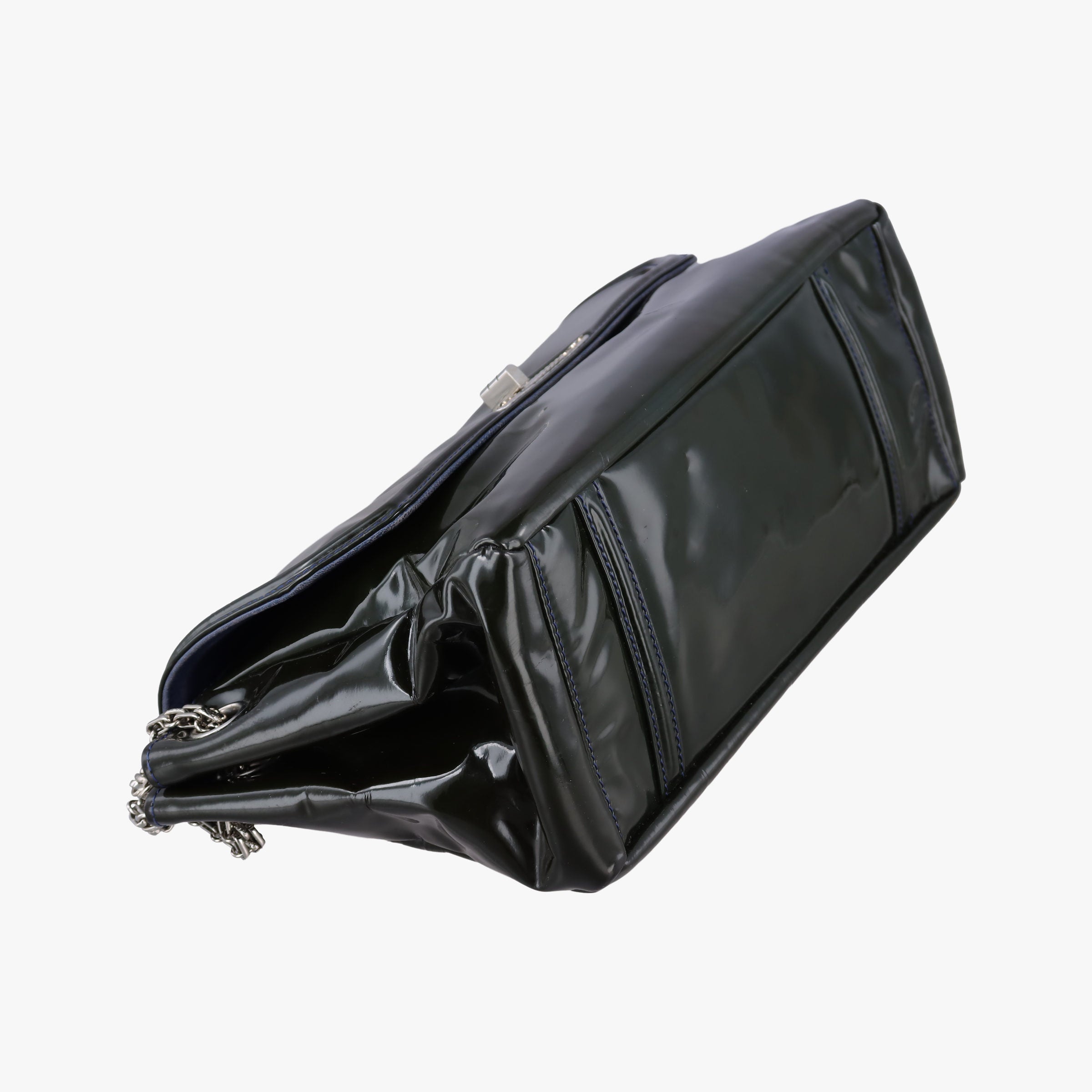 Pre-owned Chanel Chain Flap Green Patent Leather A46823 shoulderbag | stylenewstar