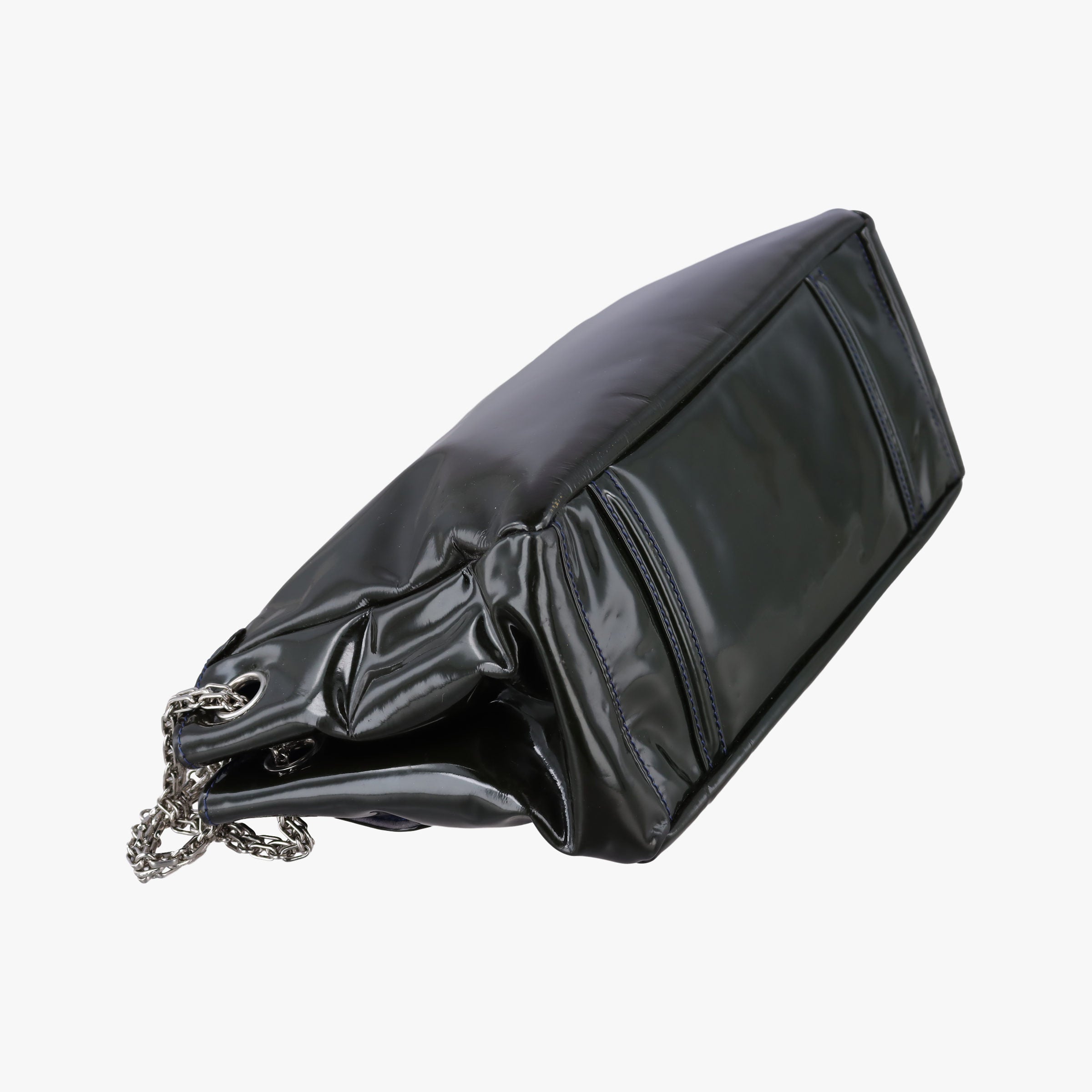 Pre-owned Chanel Chain Flap Green Patent Leather A46823 shoulderbag | stylenewstar