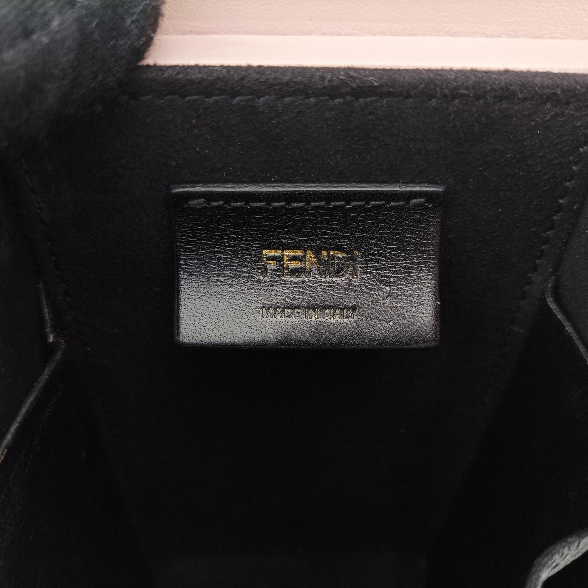 Pre-owned Fendi FENDI Box Packaging Pink Leather 8BT339 shoulderbag | stylenewstar