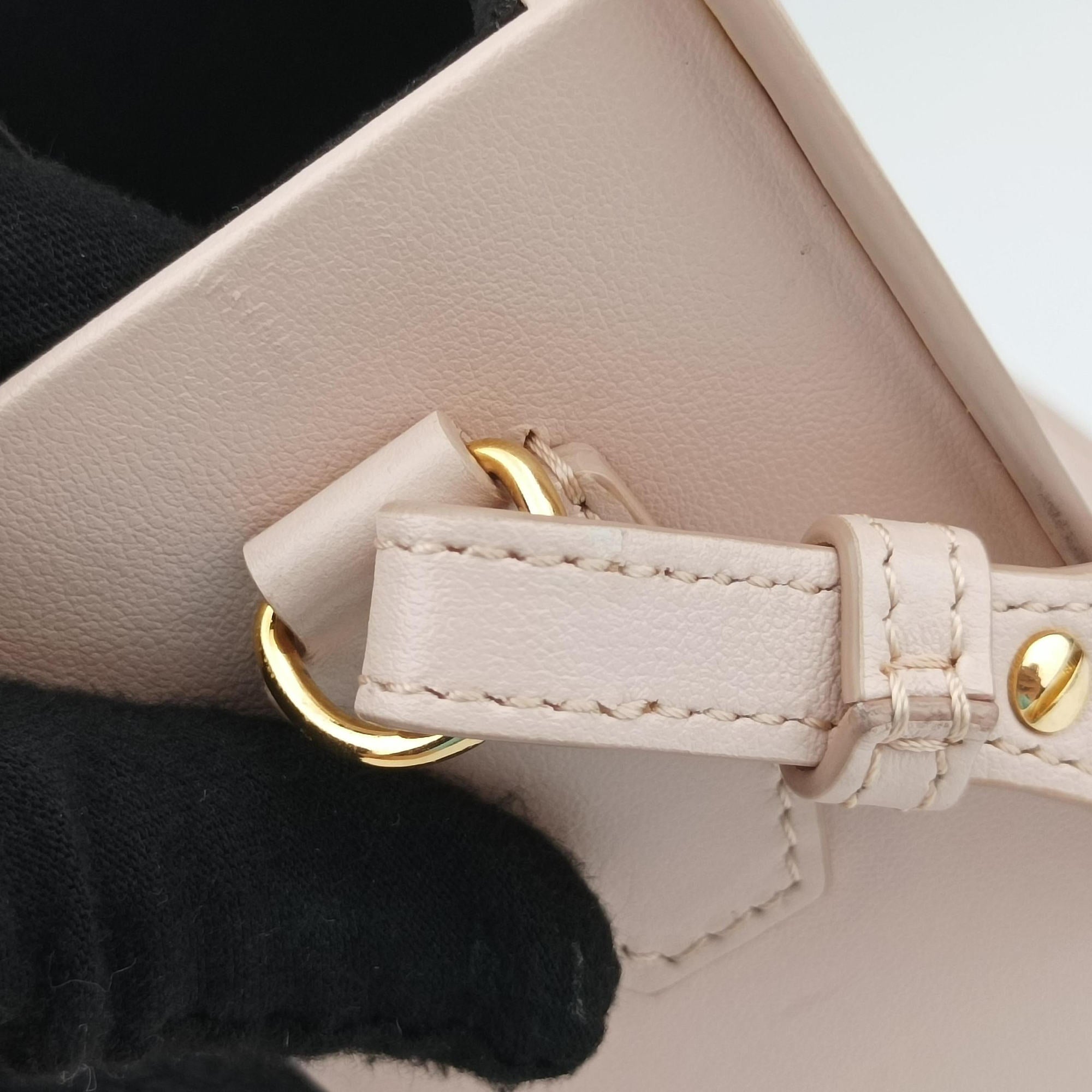 Pre-owned Fendi FENDI Box Packaging Pink Leather 8BT339 shoulderbag | stylenewstar