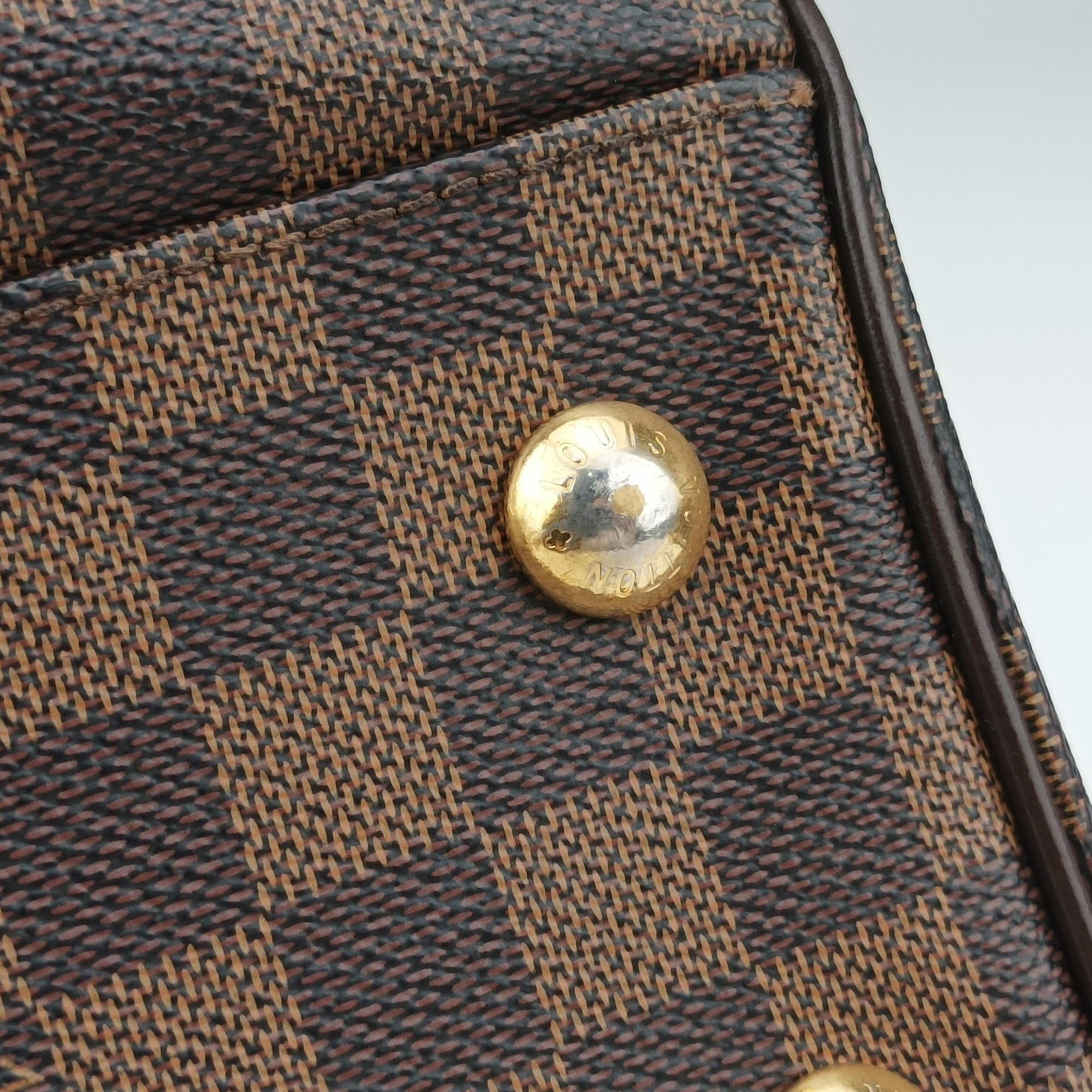 Pre-owned Louis Vuitton TREVI PM EBENE Damier Canvas N51997 shoulderbag | stylenewstar