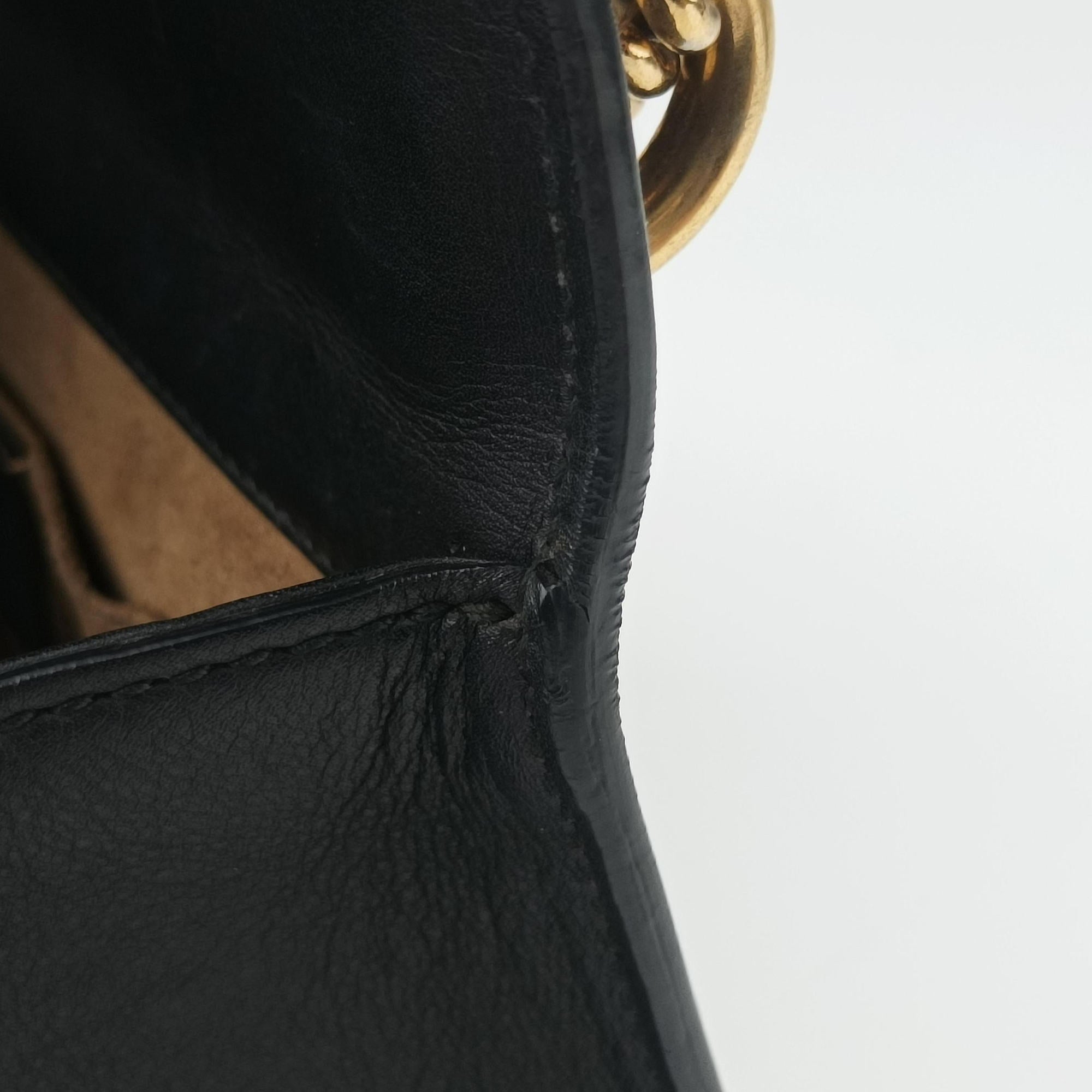 Pre-owned Gucci Padlock Black Leather 409487 shoulderbag | stylenewstar