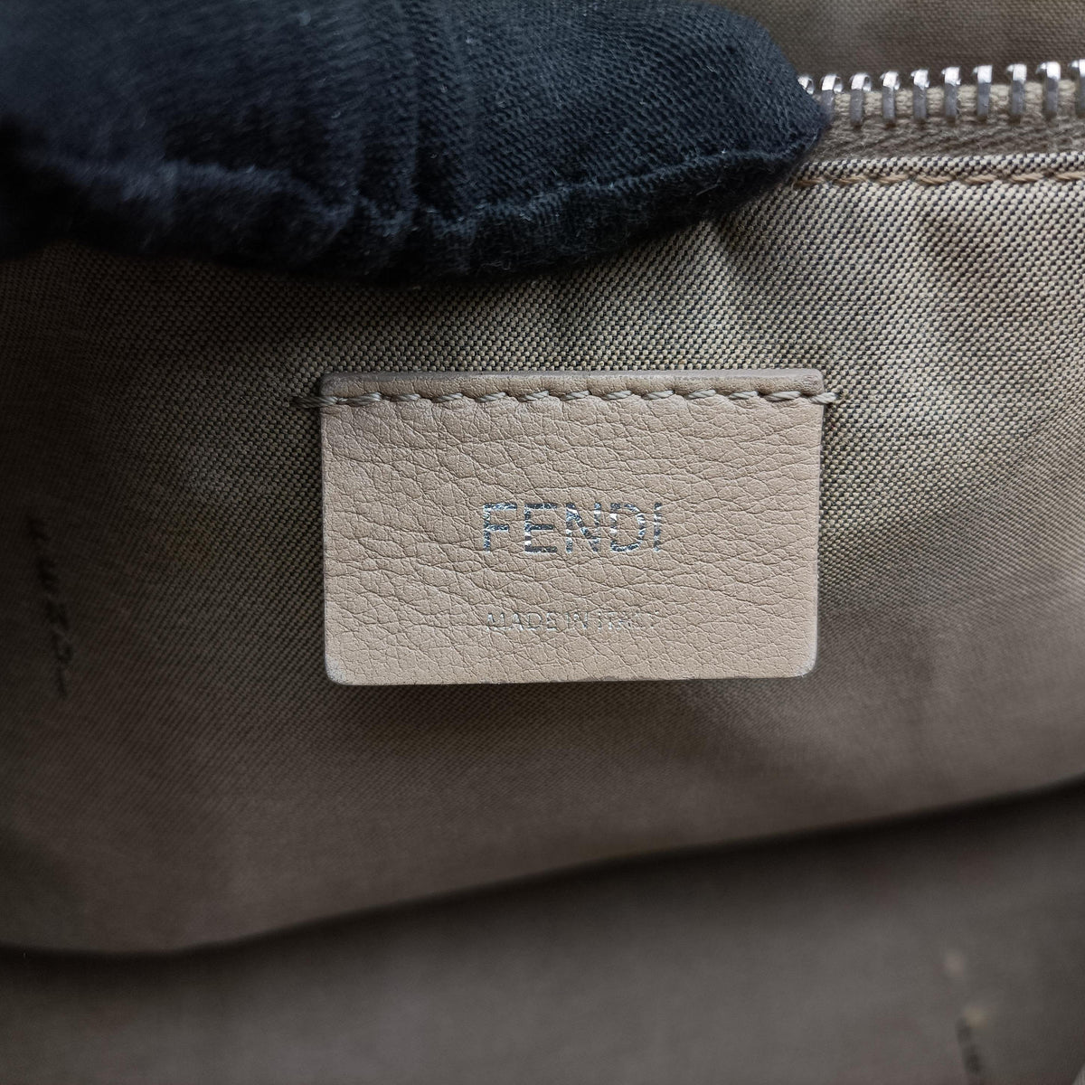 Pre-owned Fendi By The Way Beige Leather 8BL125 shoulderbag | stylenewstar