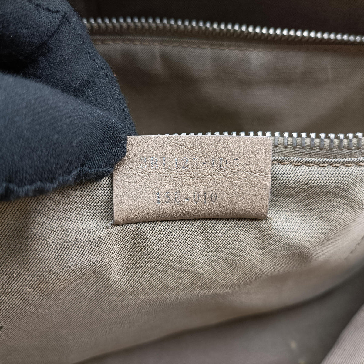 Pre-owned Fendi By The Way Beige Leather 8BL125 shoulderbag | stylenewstar