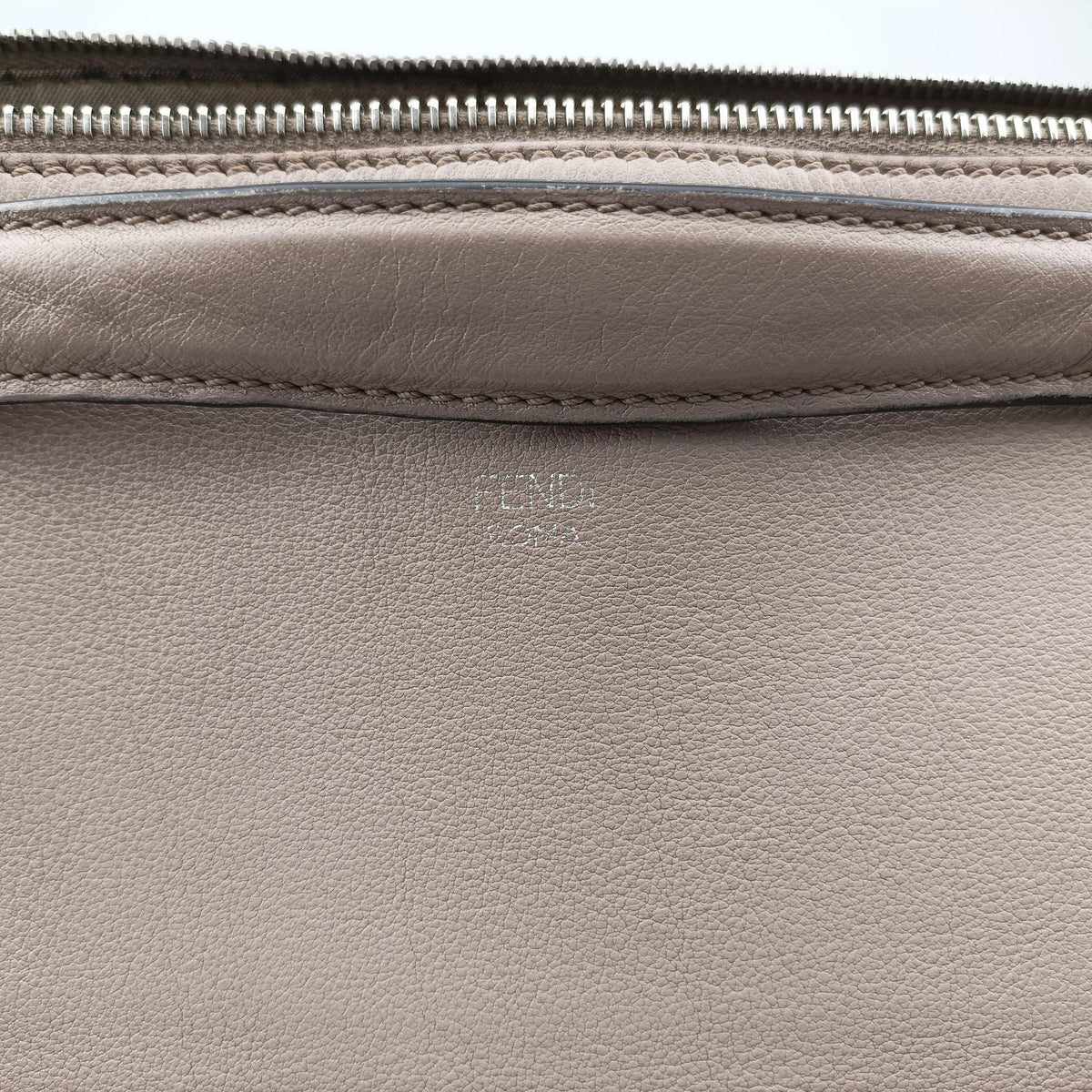 Pre-owned Fendi By The Way Beige Leather 8BL125 shoulderbag | stylenewstar