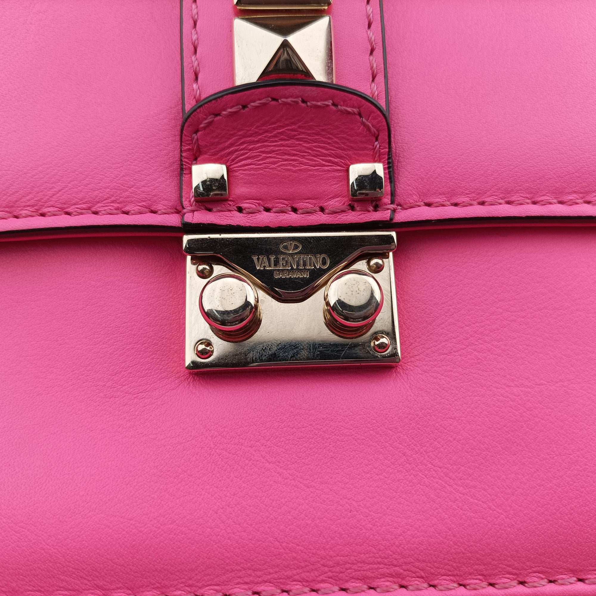 Pre-owned Valentino Rockstud Glam Lock Pink Leather  shoulderbag | stylenewstar