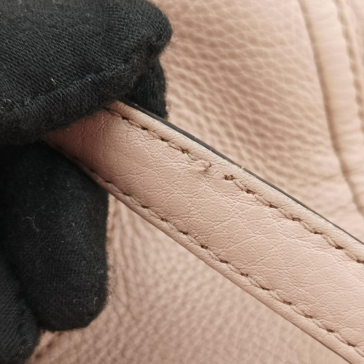 Pre-owned Gucci Soho Pink Leather 369176 shoulderbag | stylenewstar