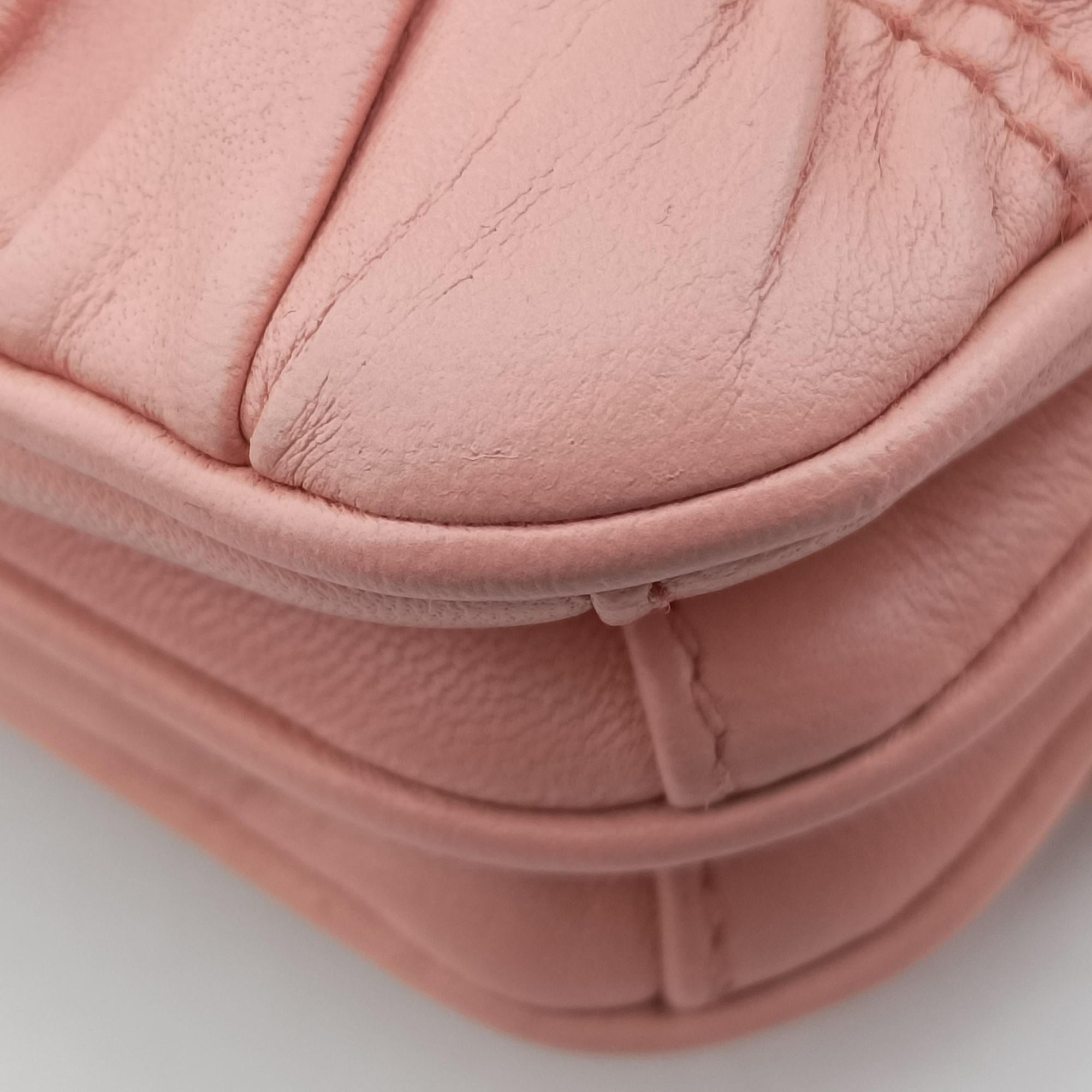 Secondhand Prada Fuoco Nappa Gaufre Pink Nappa Leather 1BD009 shoulderbag | stylenewstar