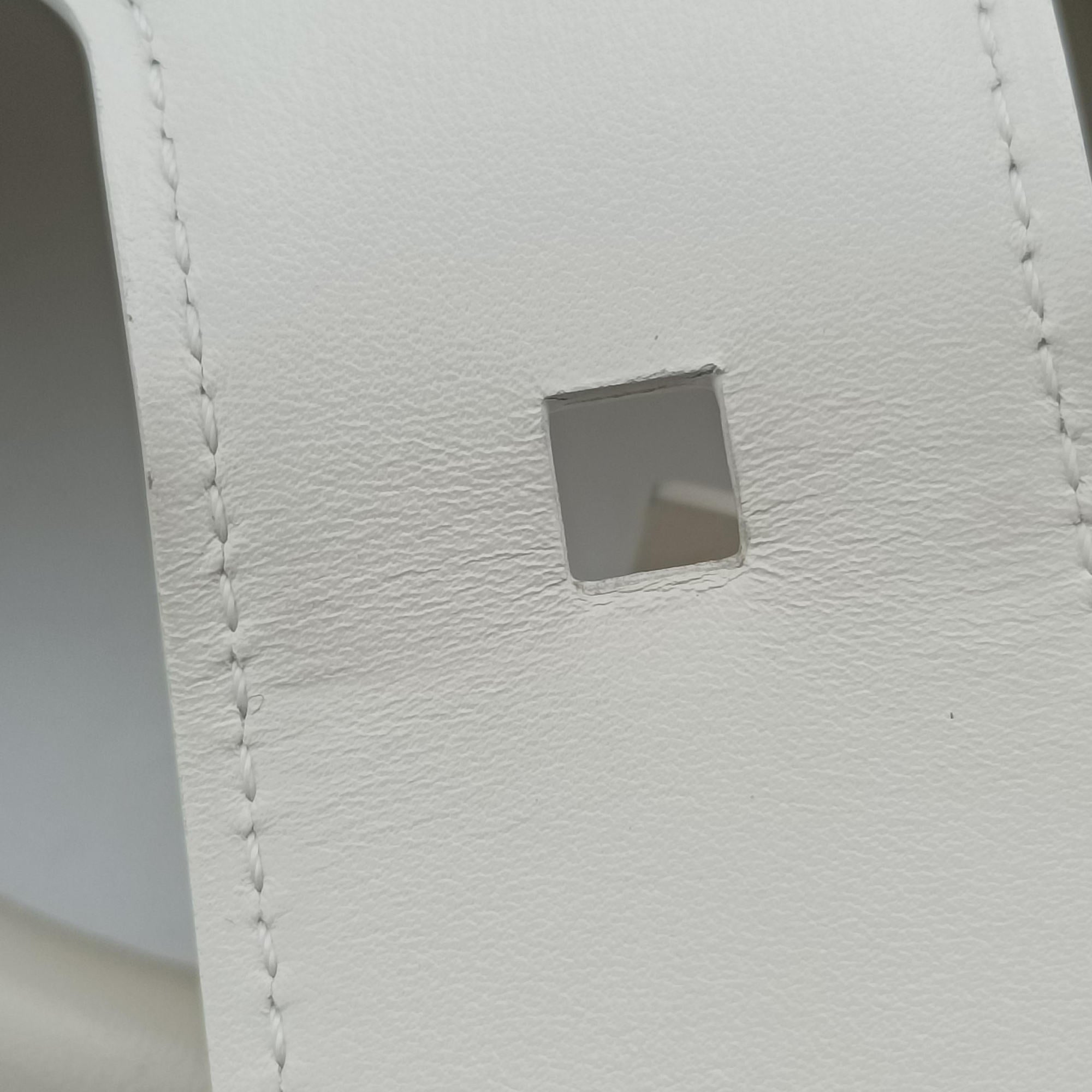 Secondhand Delvaux Brillant White Leather  shoulderbag | stylenewstar