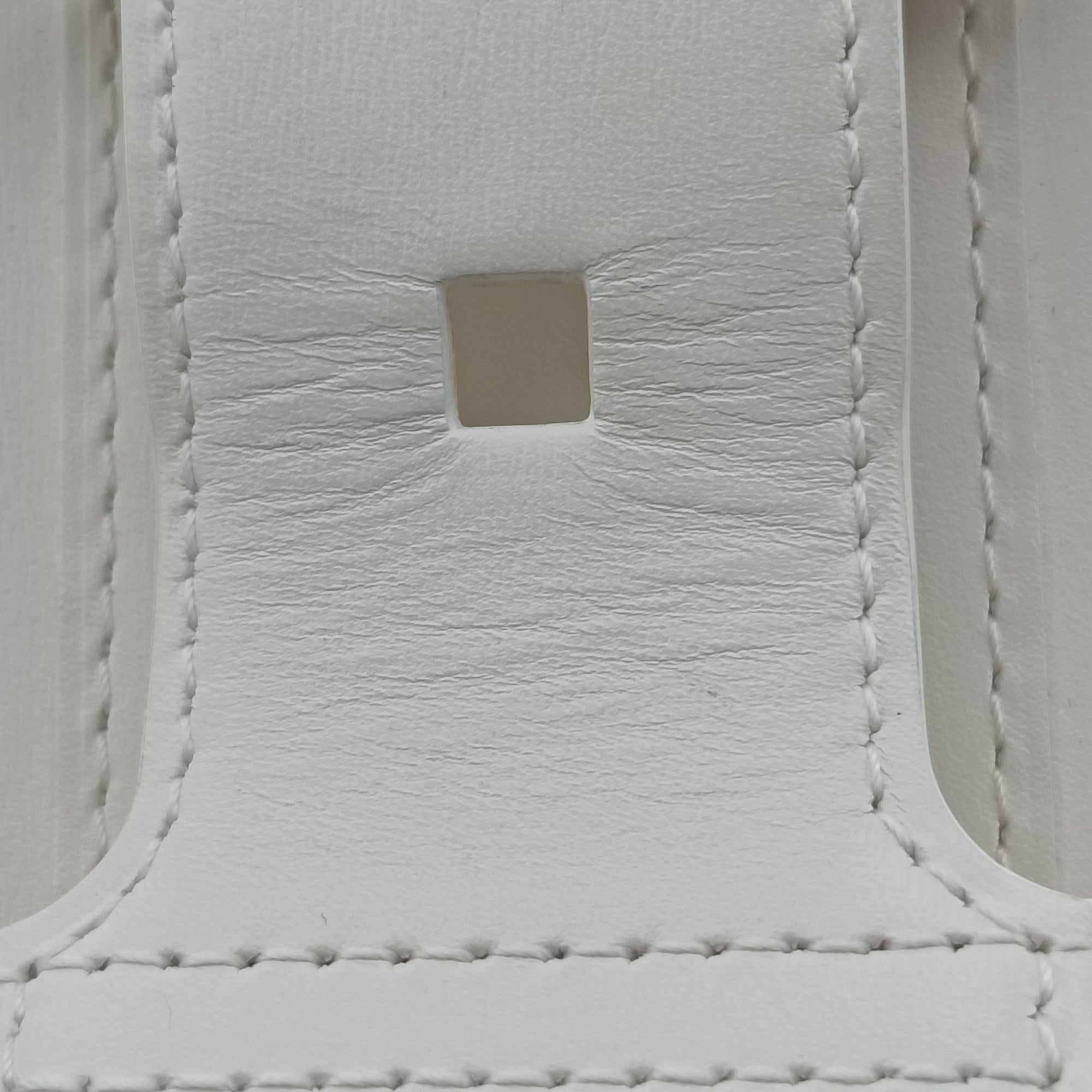 Secondhand Delvaux Brillant White Leather  shoulderbag | stylenewstar
