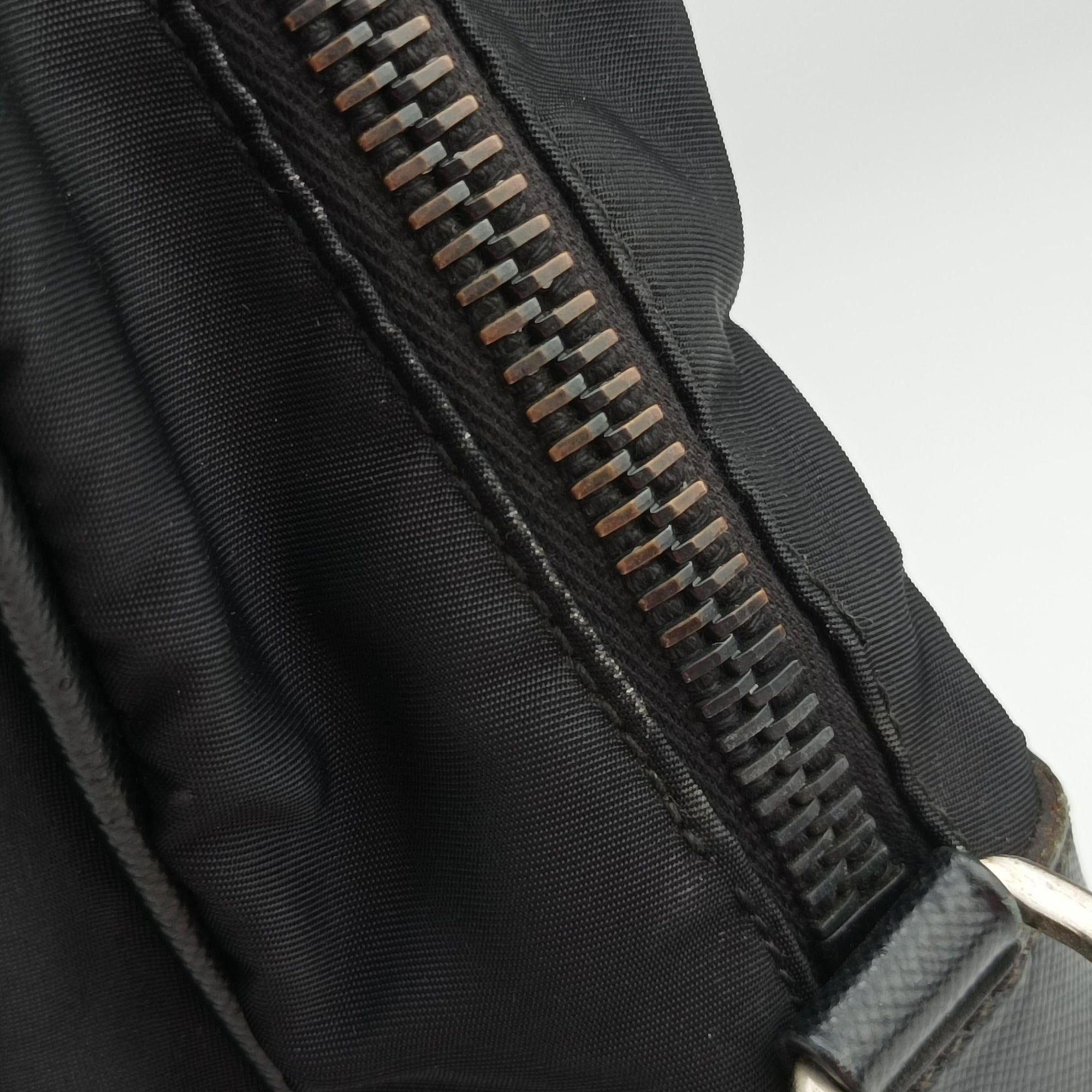 Pre-owned Prada Nylon Briefcase Nero Black Nylon×SAFFIANO Leather VA0983 handbag | stylenewstar