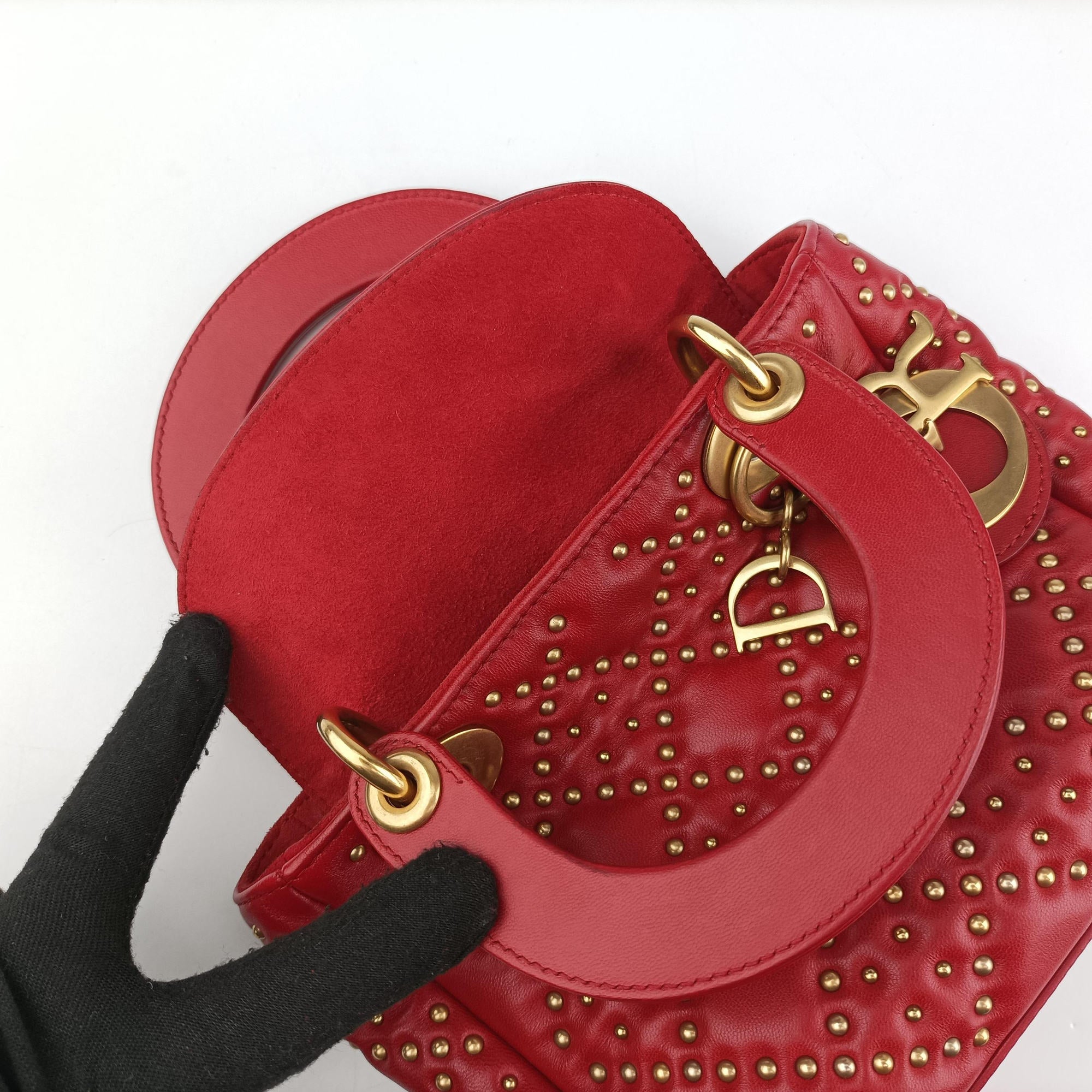 Pre-owned Christian Dior Lady Dior Red lambskin  shoulderbag | stylenewstar