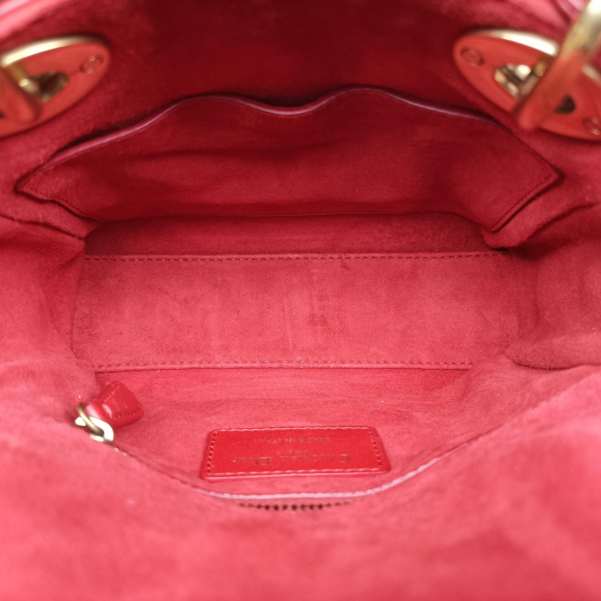 Pre-owned Christian Dior Lady Dior Red lambskin  shoulderbag | stylenewstar