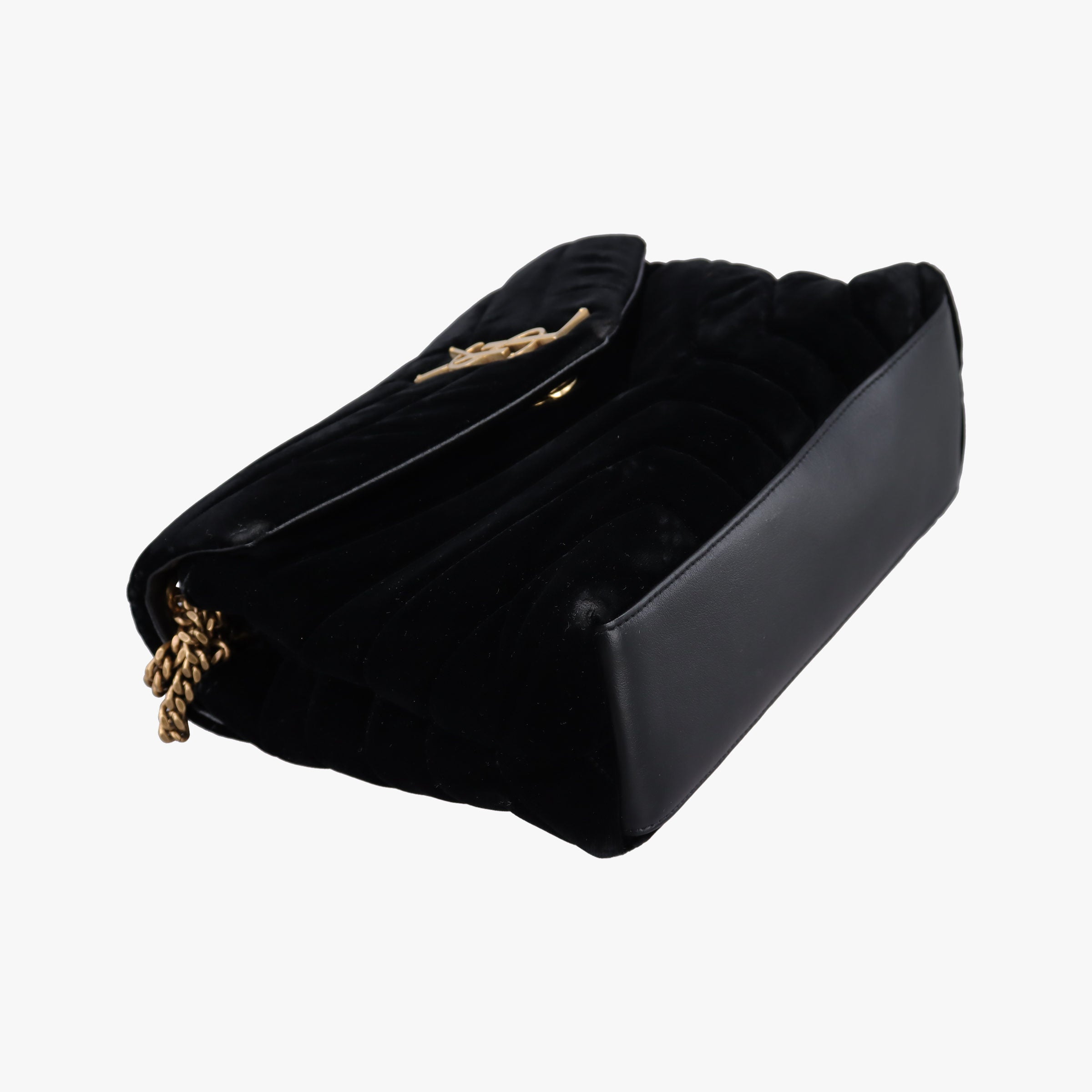Secondhand Yves Saint Laurent LOULOU Black velour 494699 shoulderbag | stylenewstar