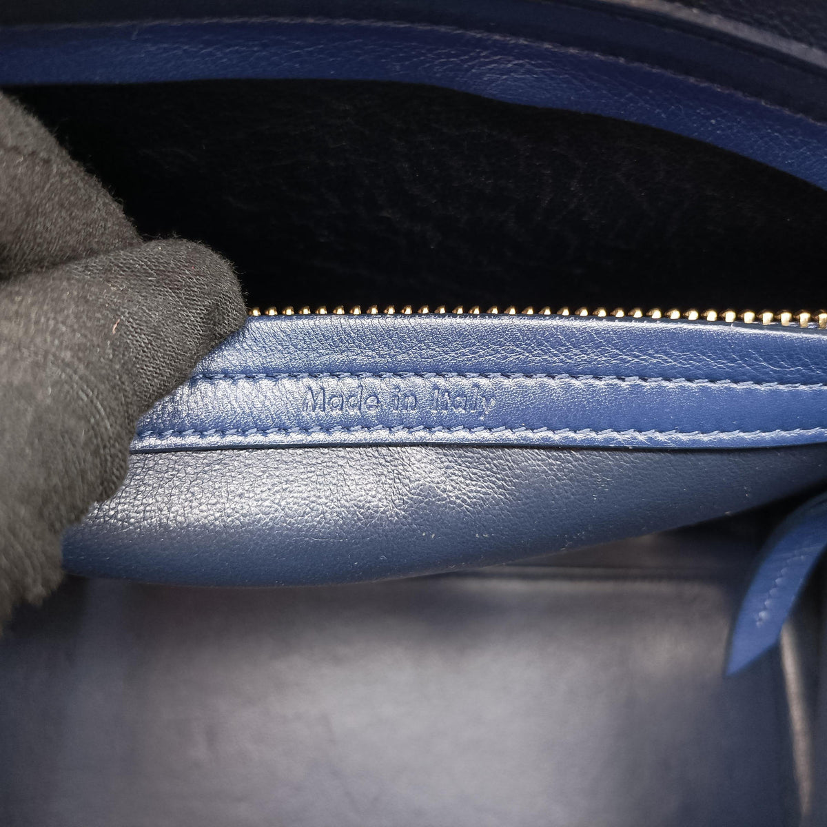 Pre-owned Celine Luggage Square Phantom Blue Suede  shoulderbag | stylenewstar