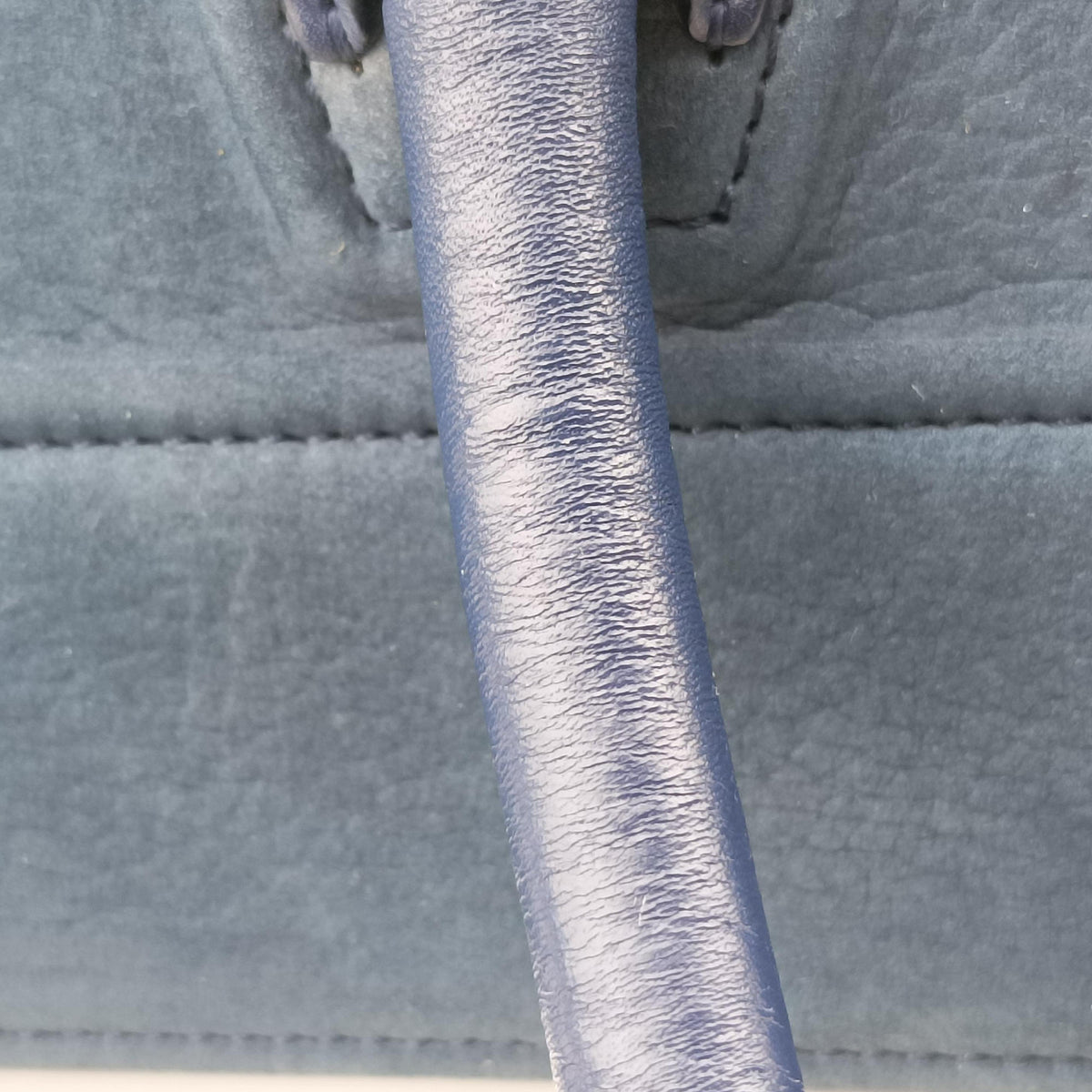 Secondhand Celine Luggage Square Phantom Blue Suede  shoulderbag | stylenewstar