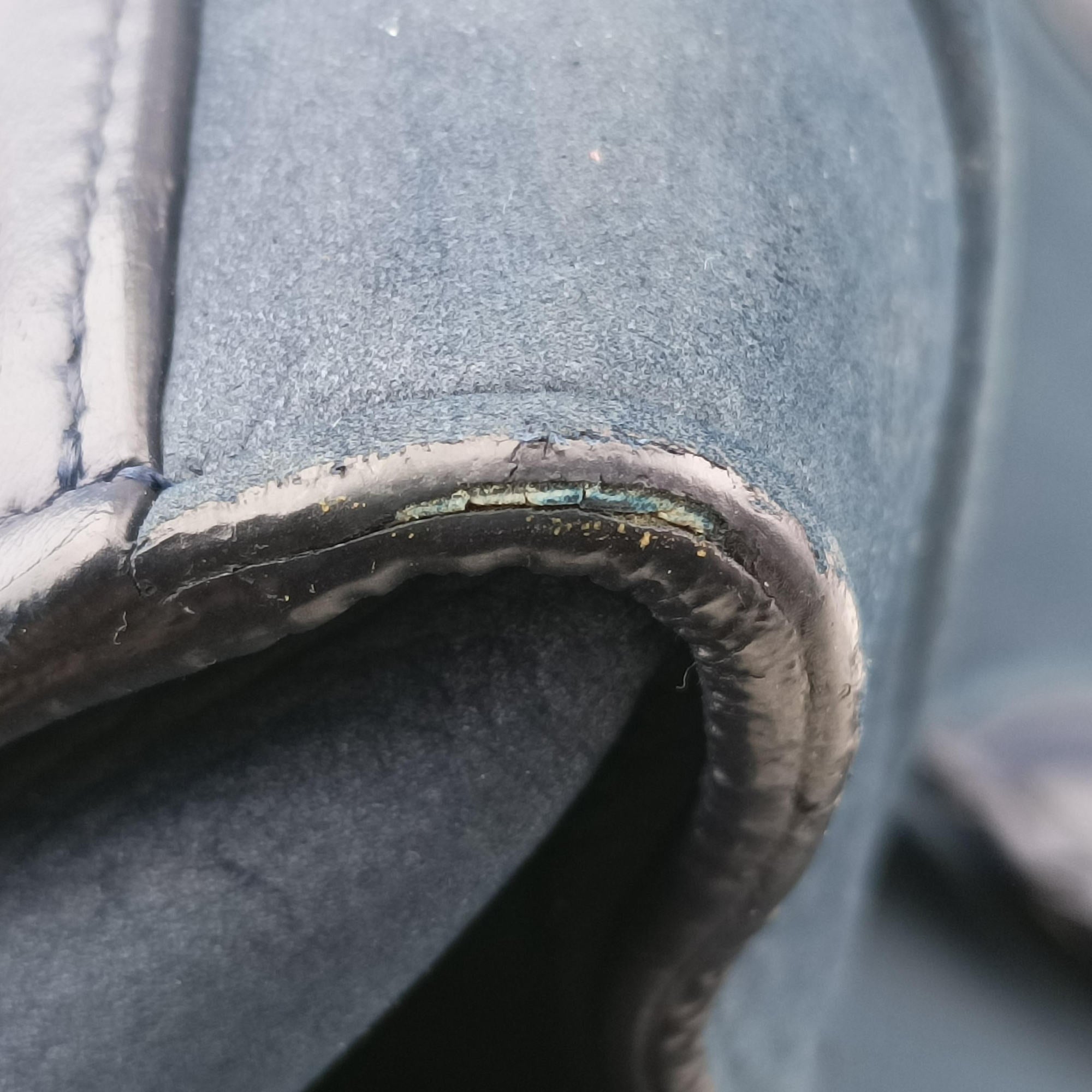 Secondhand Celine Luggage Square Phantom Blue Suede  shoulderbag | stylenewstar