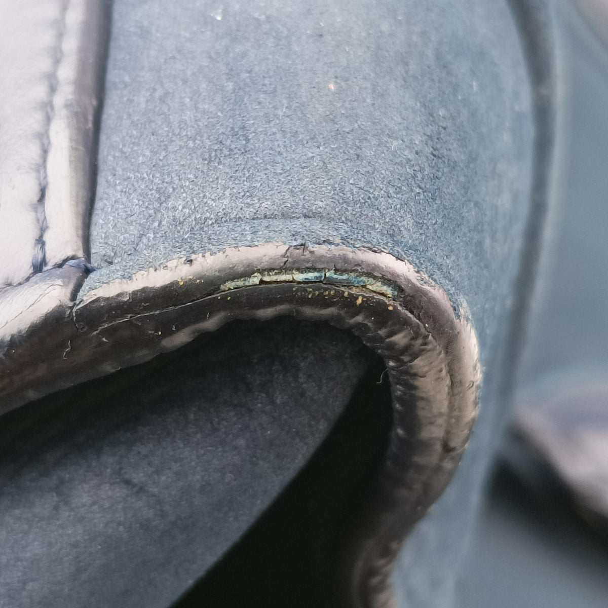 Pre-owned Celine Luggage Square Phantom Blue Suede  shoulderbag | stylenewstar