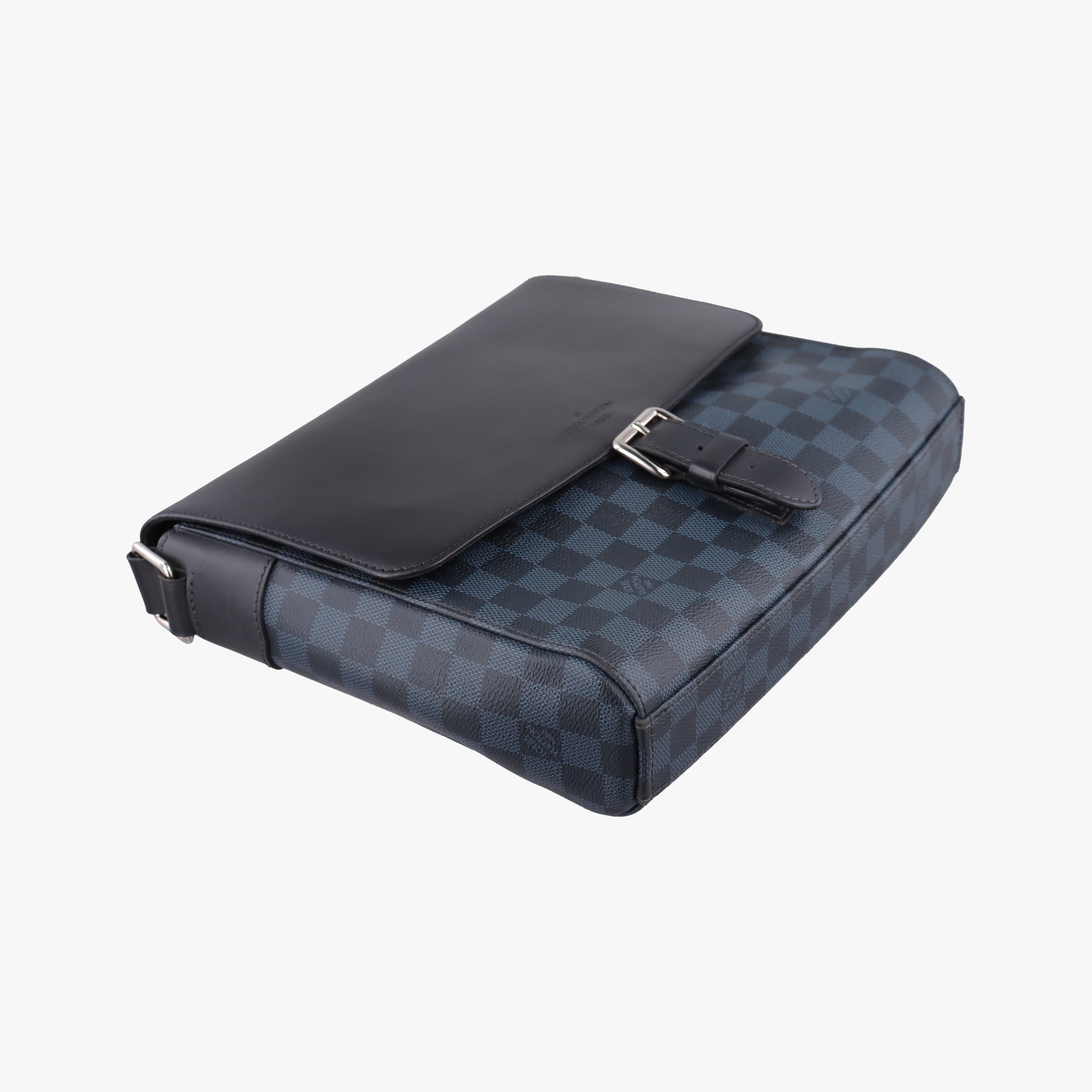 Secondhand Louis Vuitton Newport Messenger PM black×navy Damier Cobalt N41587 shoulderbag | stylenewstar