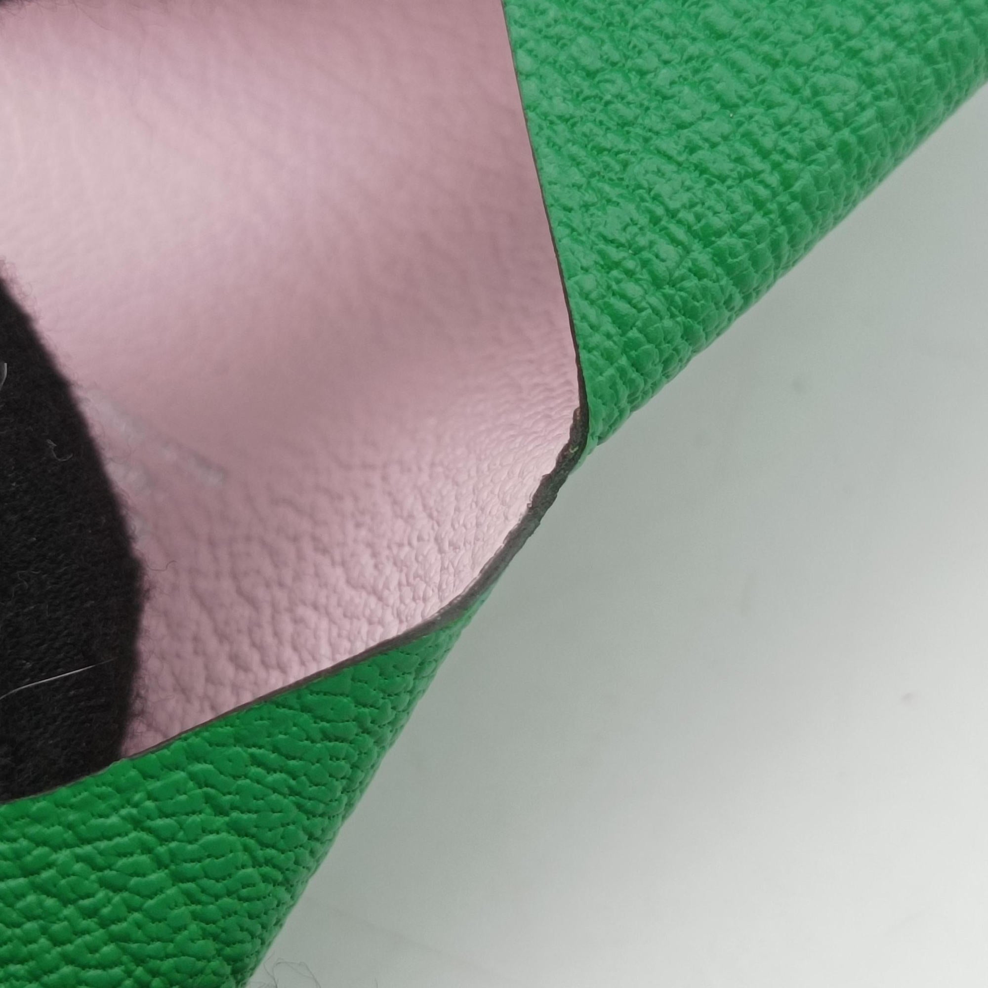 Pre-owned Hermes Bastia Green Leather  bifoldwallet | stylenewstar