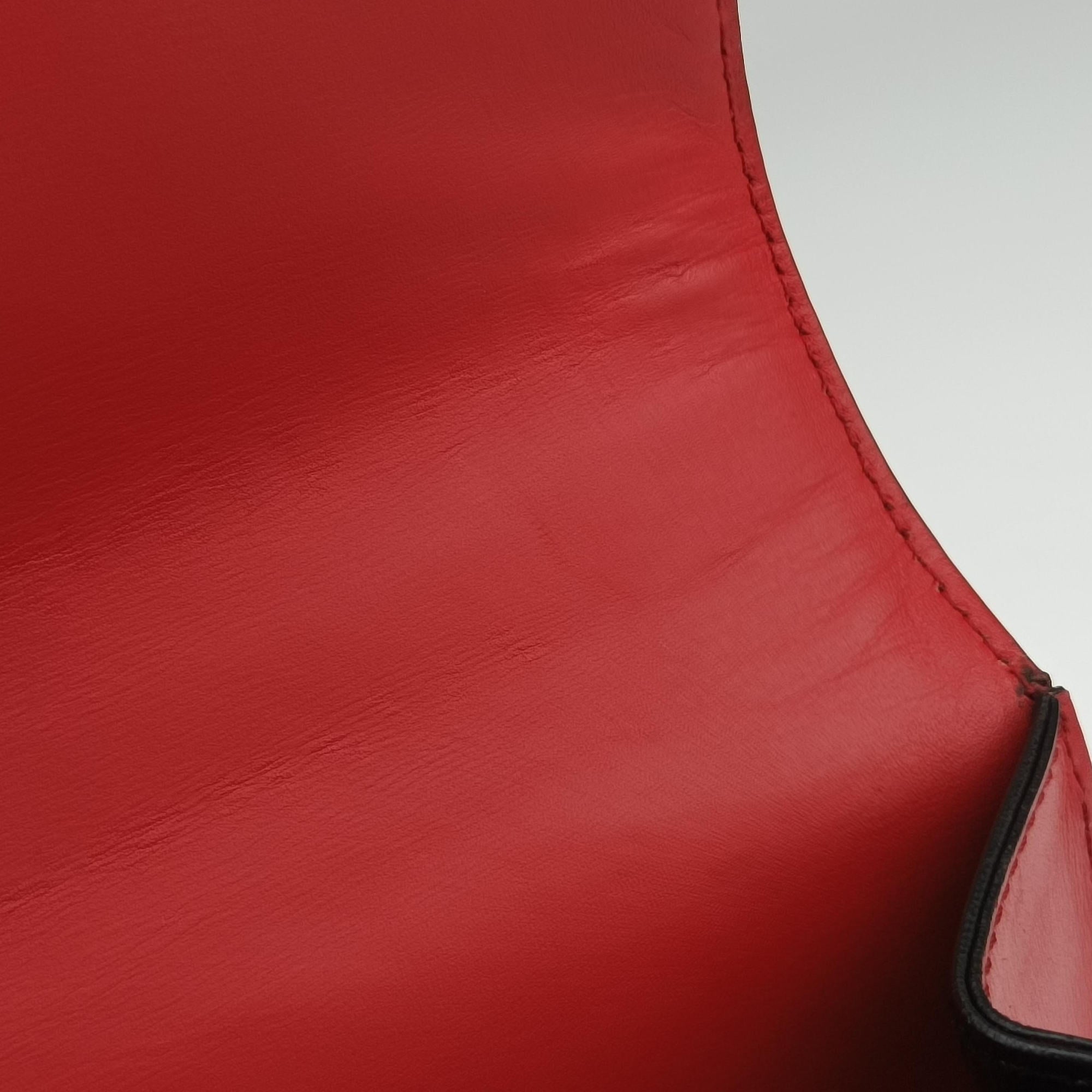 Pre-owned Loewe Barcelona Red Leather  shoulderbag | stylenewstar