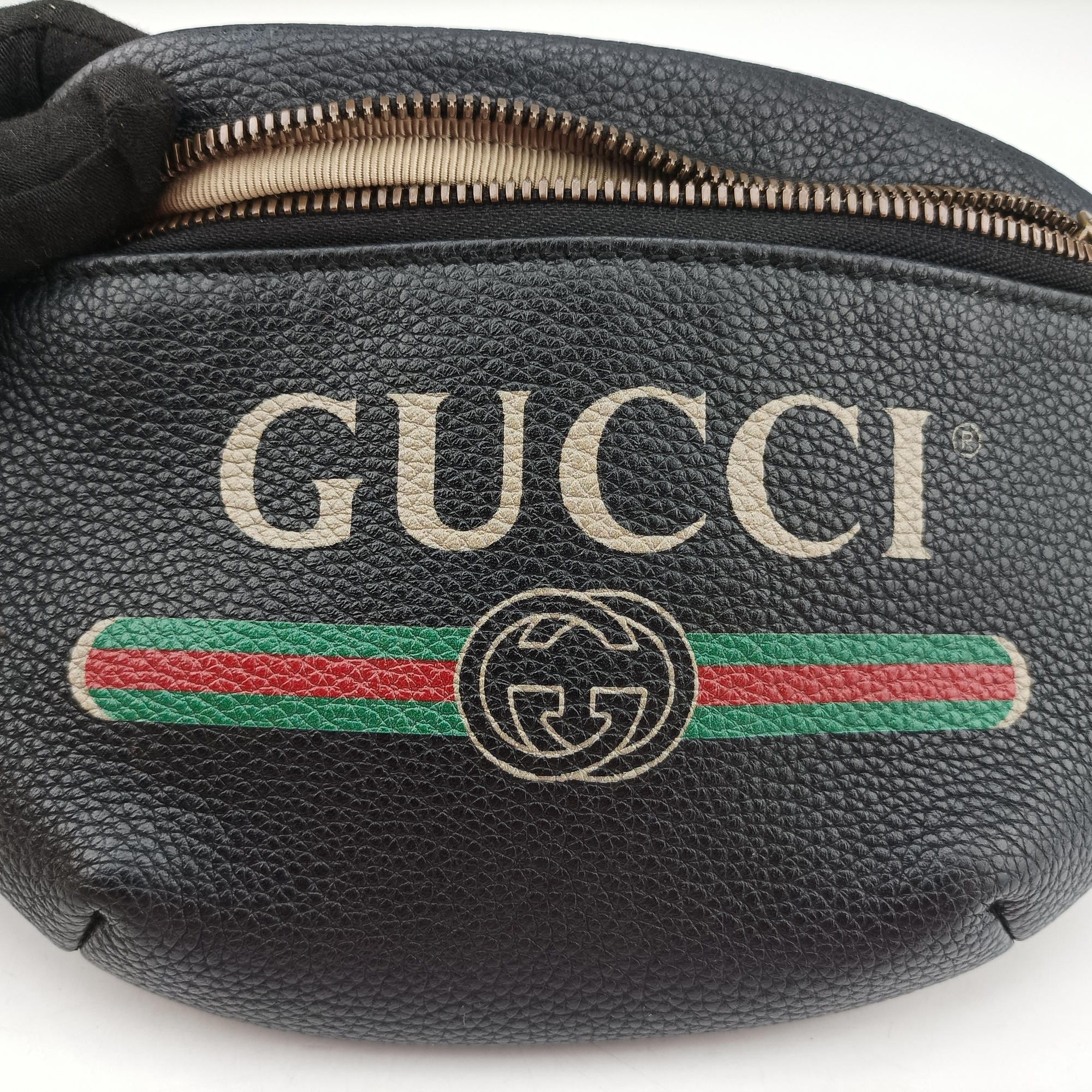 Pre-owned Gucci Print Black Leather 527792 bum bag/waist bag | stylenewstar
