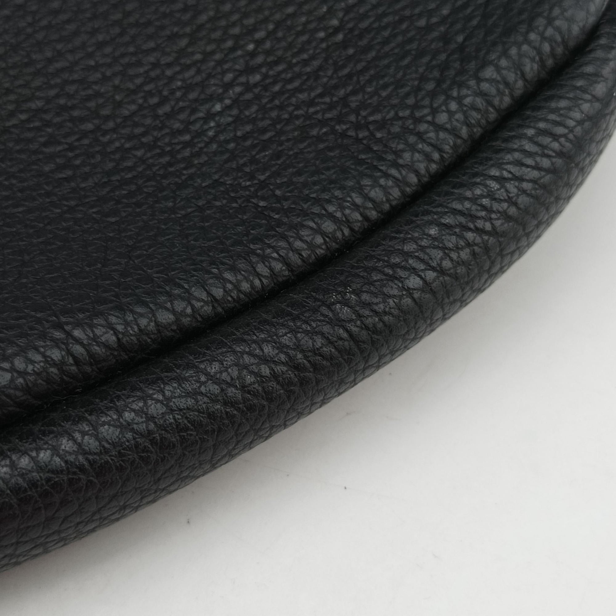 Pre-owned Gucci Print Black Leather 527792 bum bag/waist bag | stylenewstar