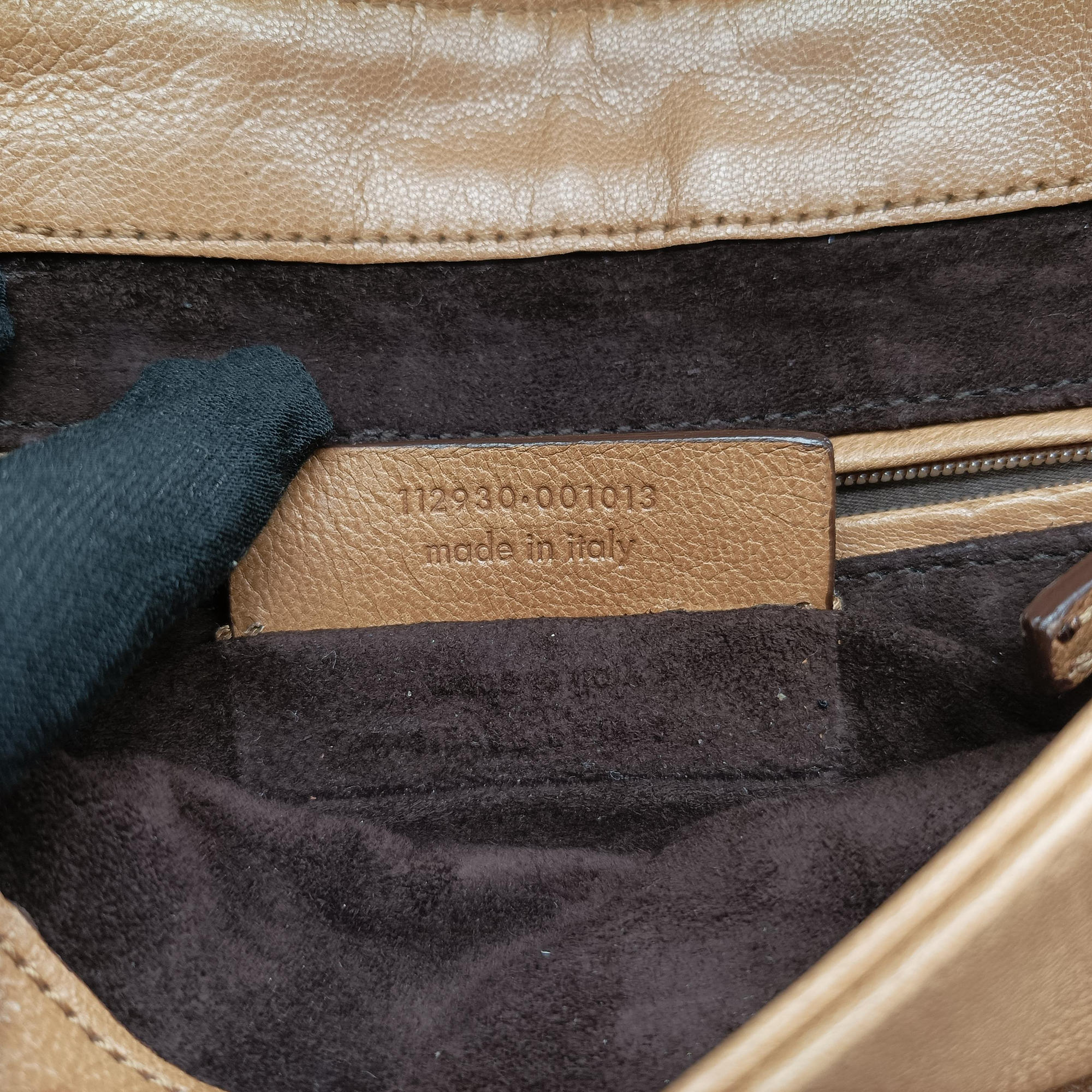 Pre-owned Yves Saint Laurent Mombasa Beige Leather 112930 shoulderbag | stylenewstar