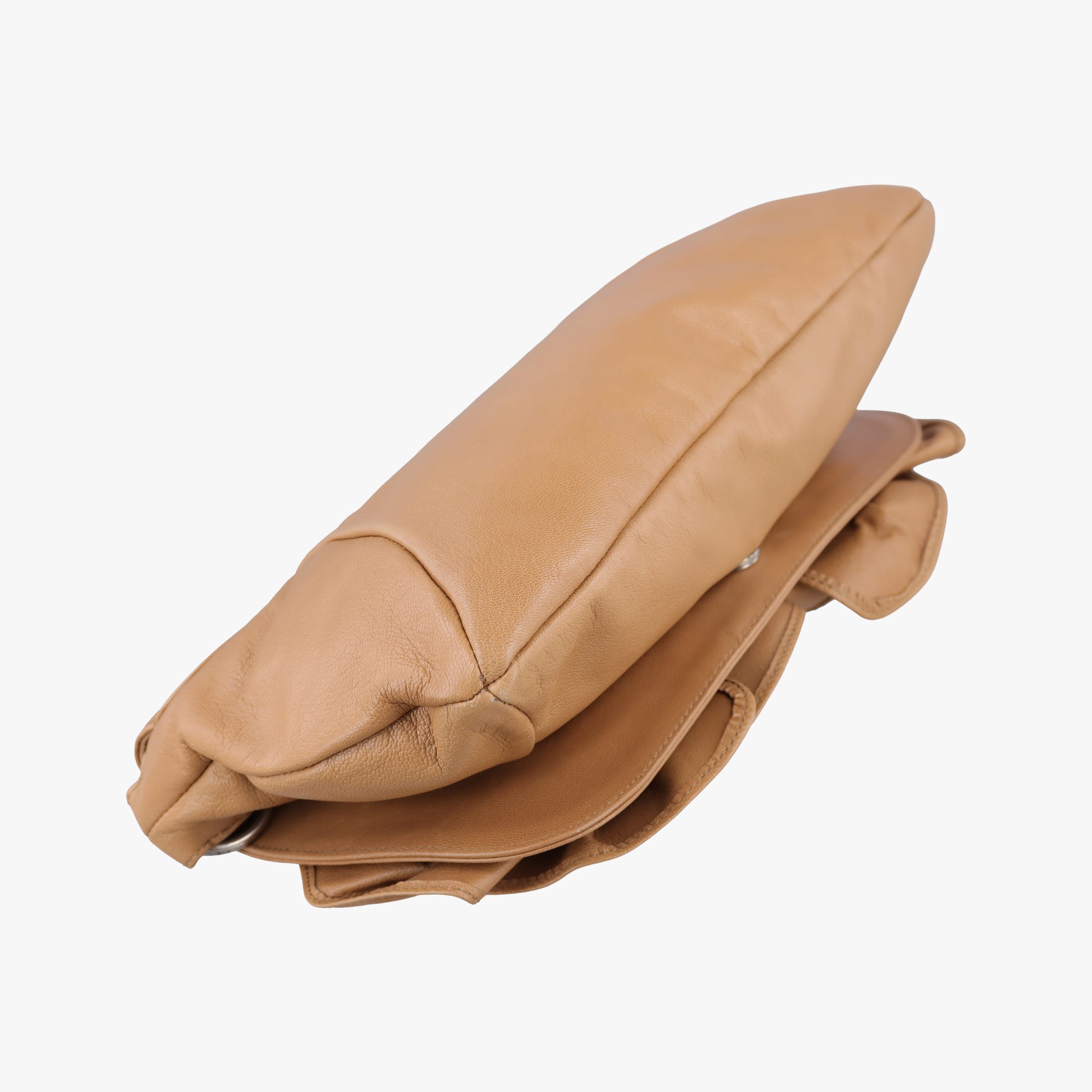 Pre-owned Yves Saint Laurent Mombasa Beige Leather 112930 shoulderbag | stylenewstar