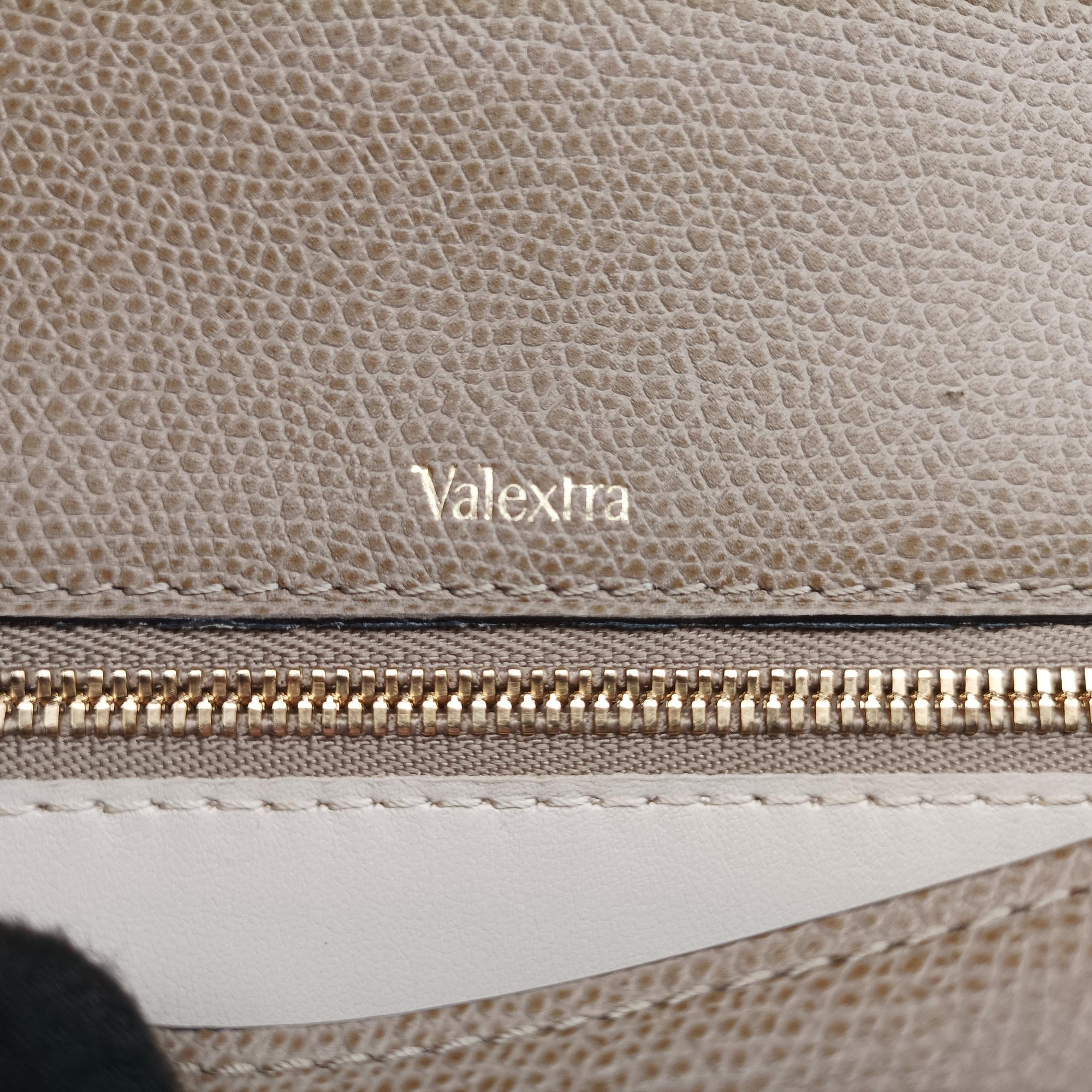 Secondhand Valextra Iside Brown Calfskin  shoulderbag | stylenewstar