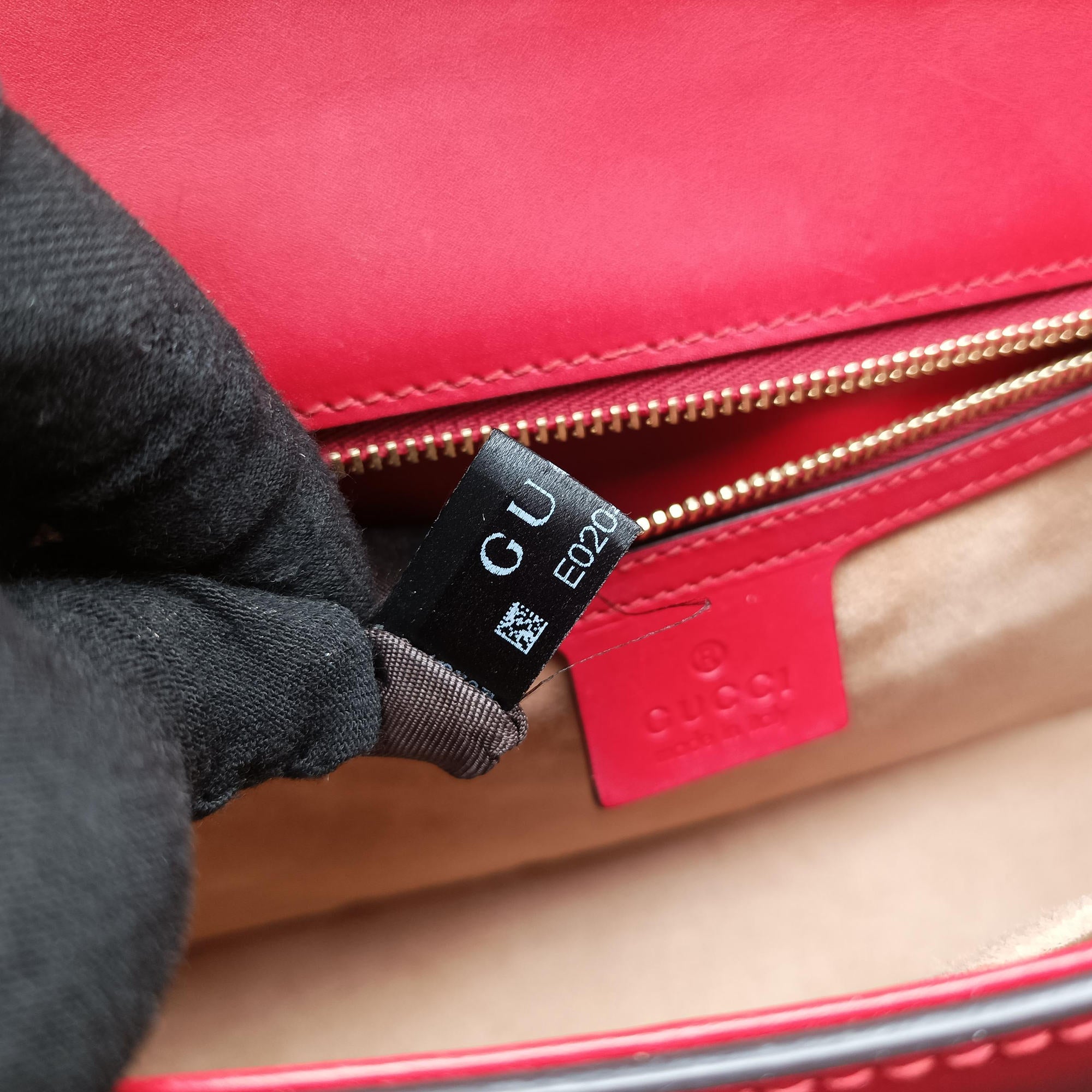 Pre-owned Gucci Sylvie Red Leather 421882 shoulderbag | stylenewstar