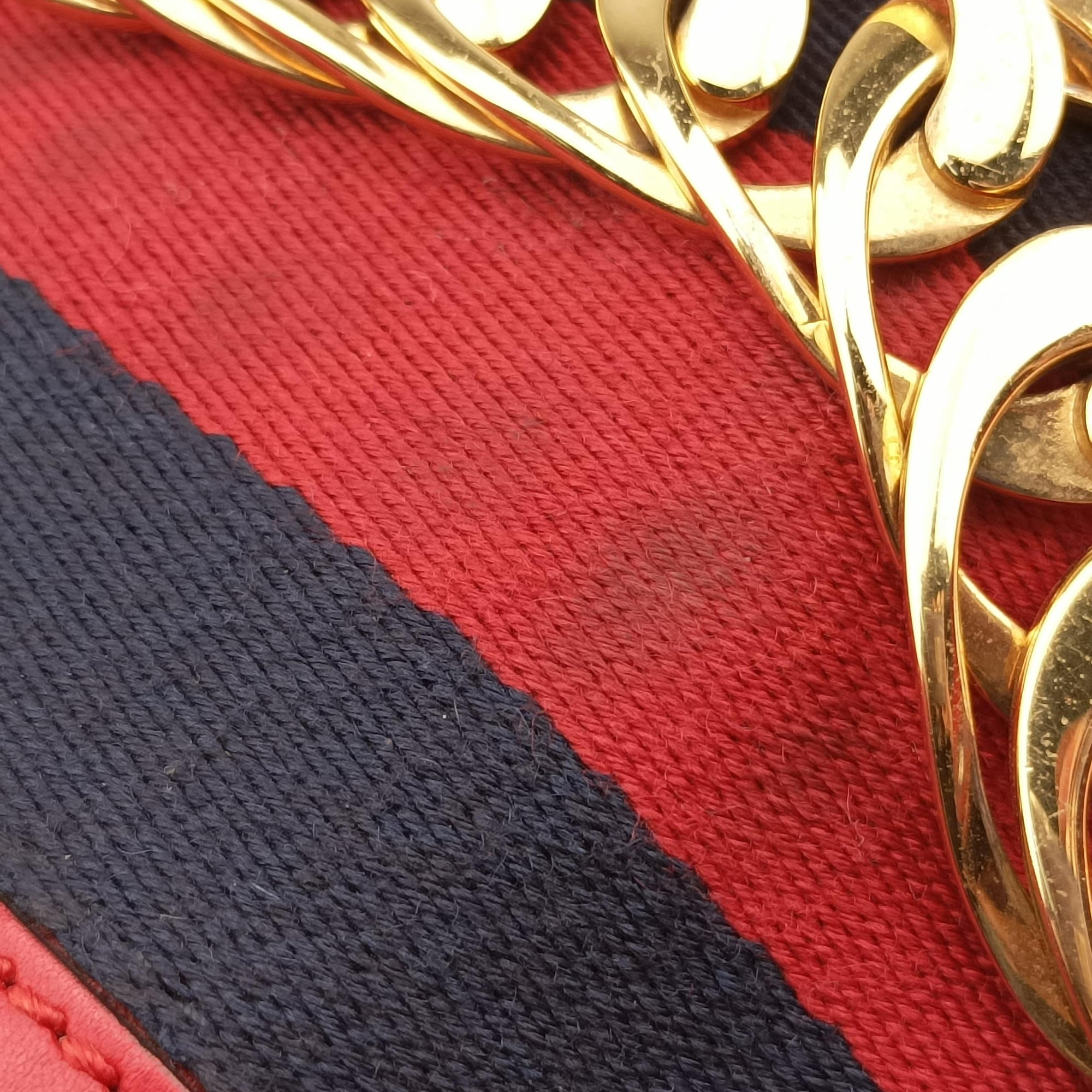 Pre-owned Gucci Sylvie Red Leather 421882 shoulderbag | stylenewstar