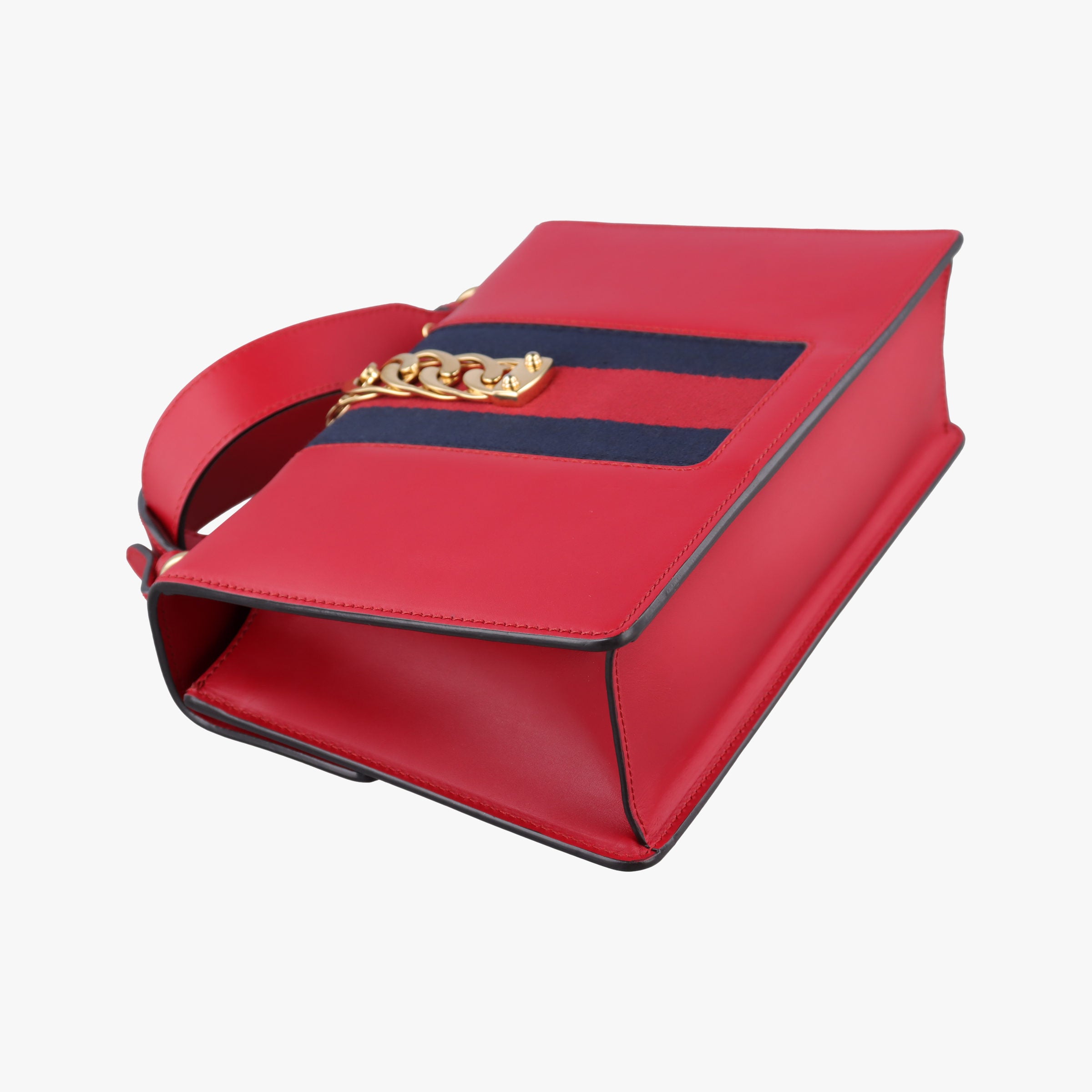 Pre-owned Gucci Sylvie Red Leather 421882 shoulderbag | stylenewstar