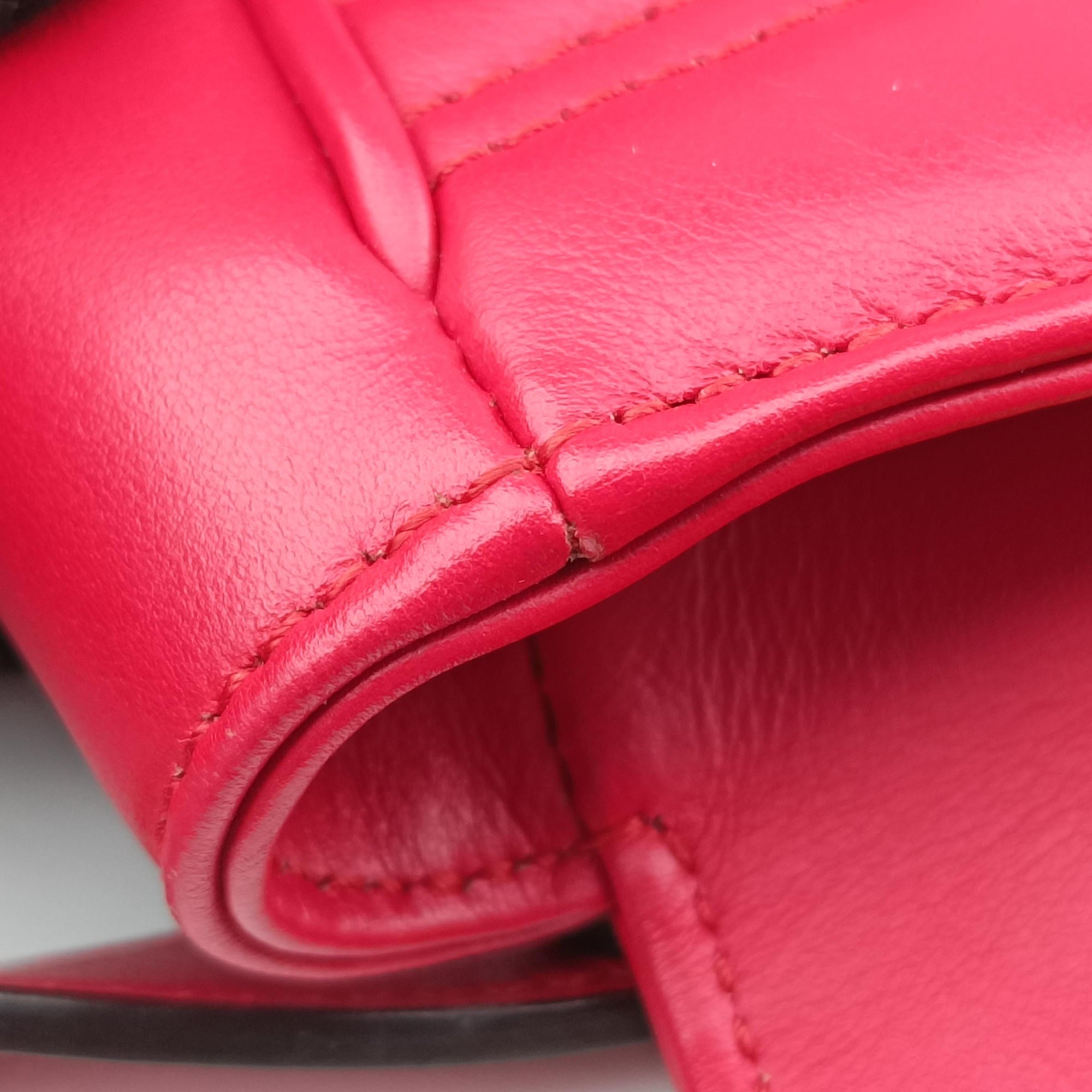 Pre-owned Gucci GG Marmont Red Leather 443497 shoulderbag | stylenewstar