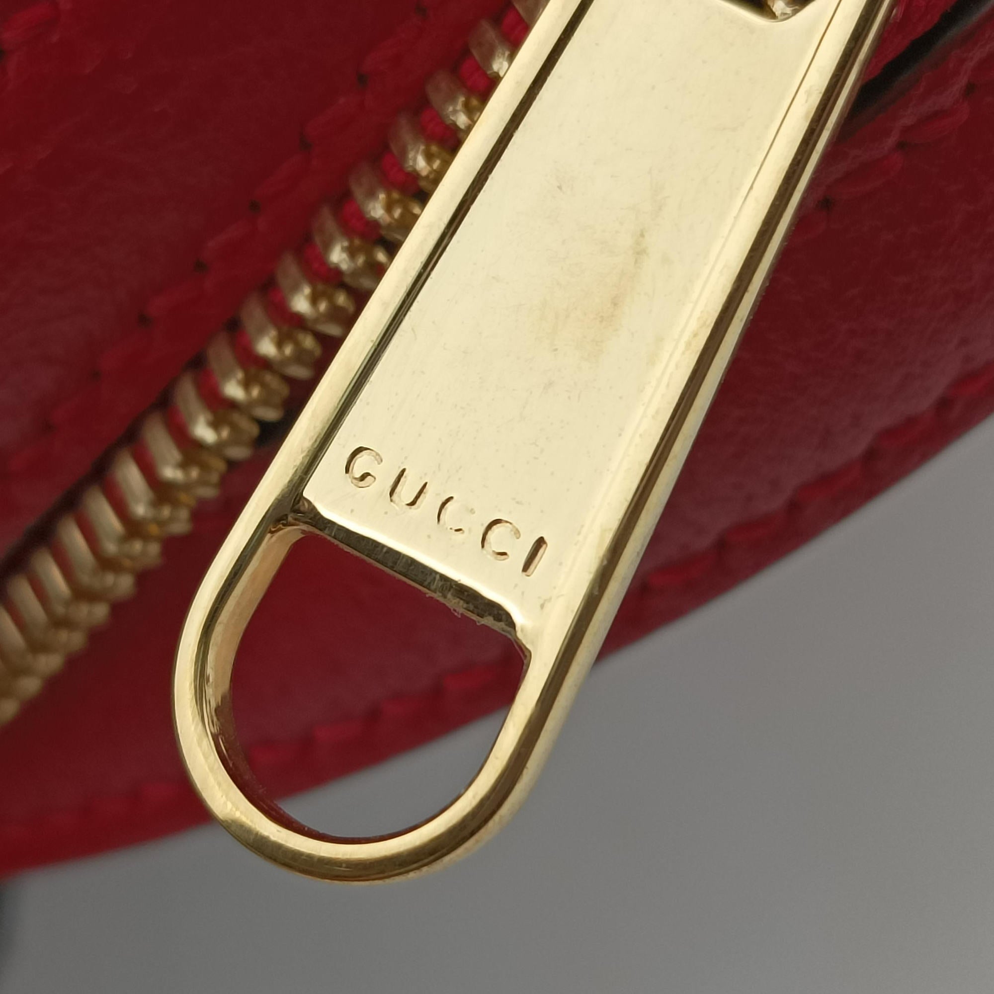 Pre-owned Gucci GG supreme Apple Red×beige PVC coated canvas×Leather 625216 shoulderbag | stylenewstar