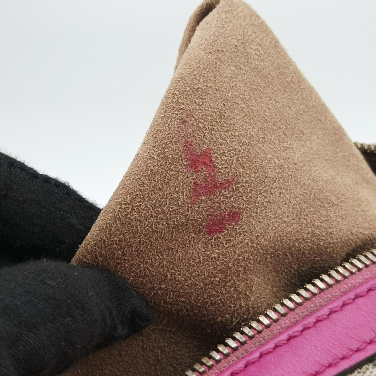 Secondhand Gucci GG SUPREME beige×red×pink PVC coated canvas×Leather 409529 shoulderbag | stylenewstar