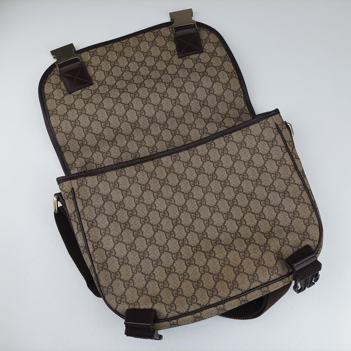 Pre-owned Gucci GG Plus Messenger Brown PVC coated canvas×Leather 201732 shoulderbag | stylenewstar
